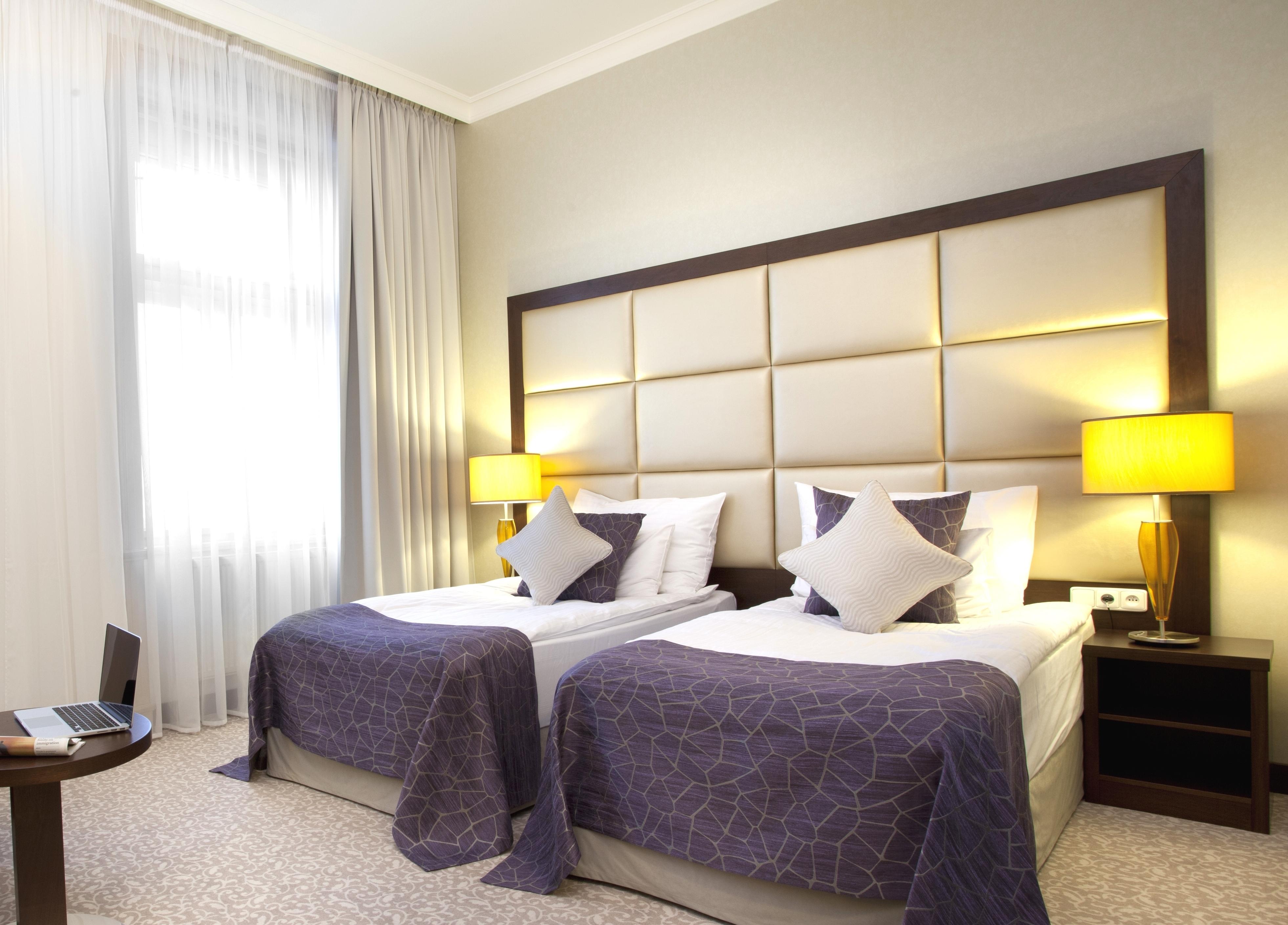 Double or Twin Executive