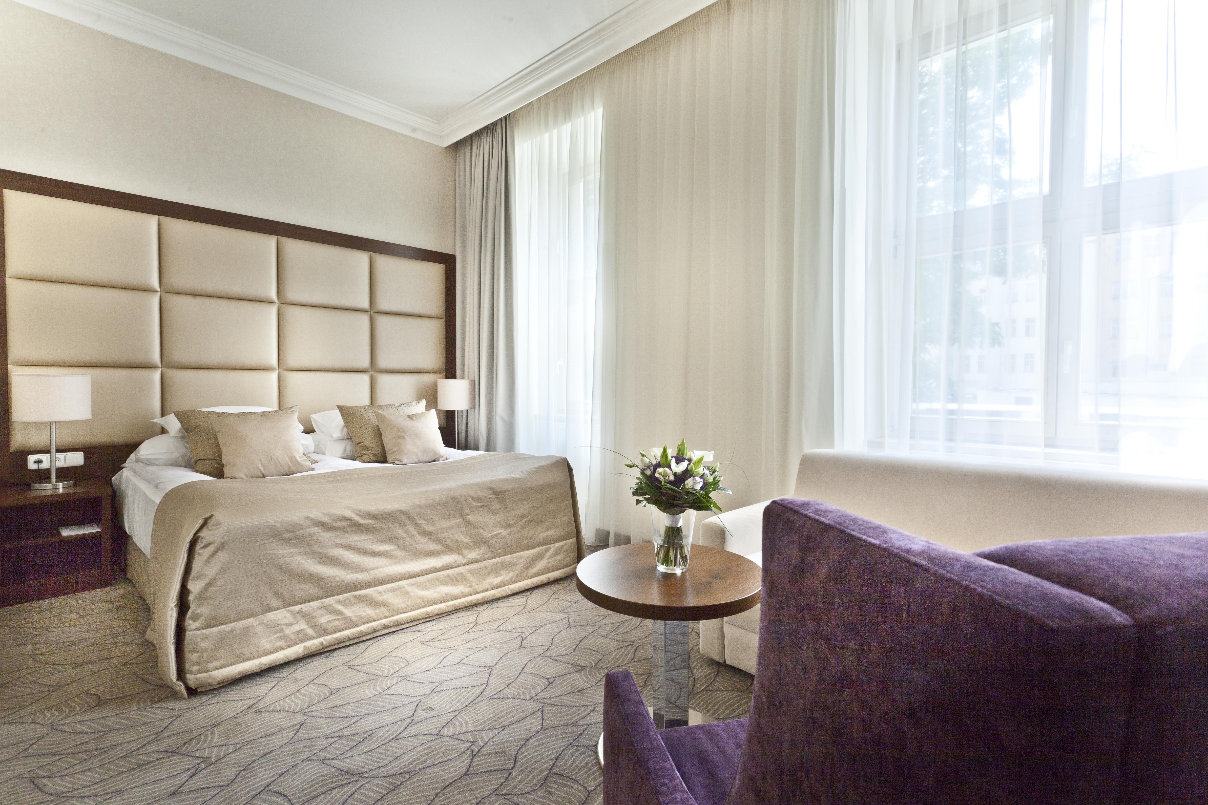 Double or Twin Executive