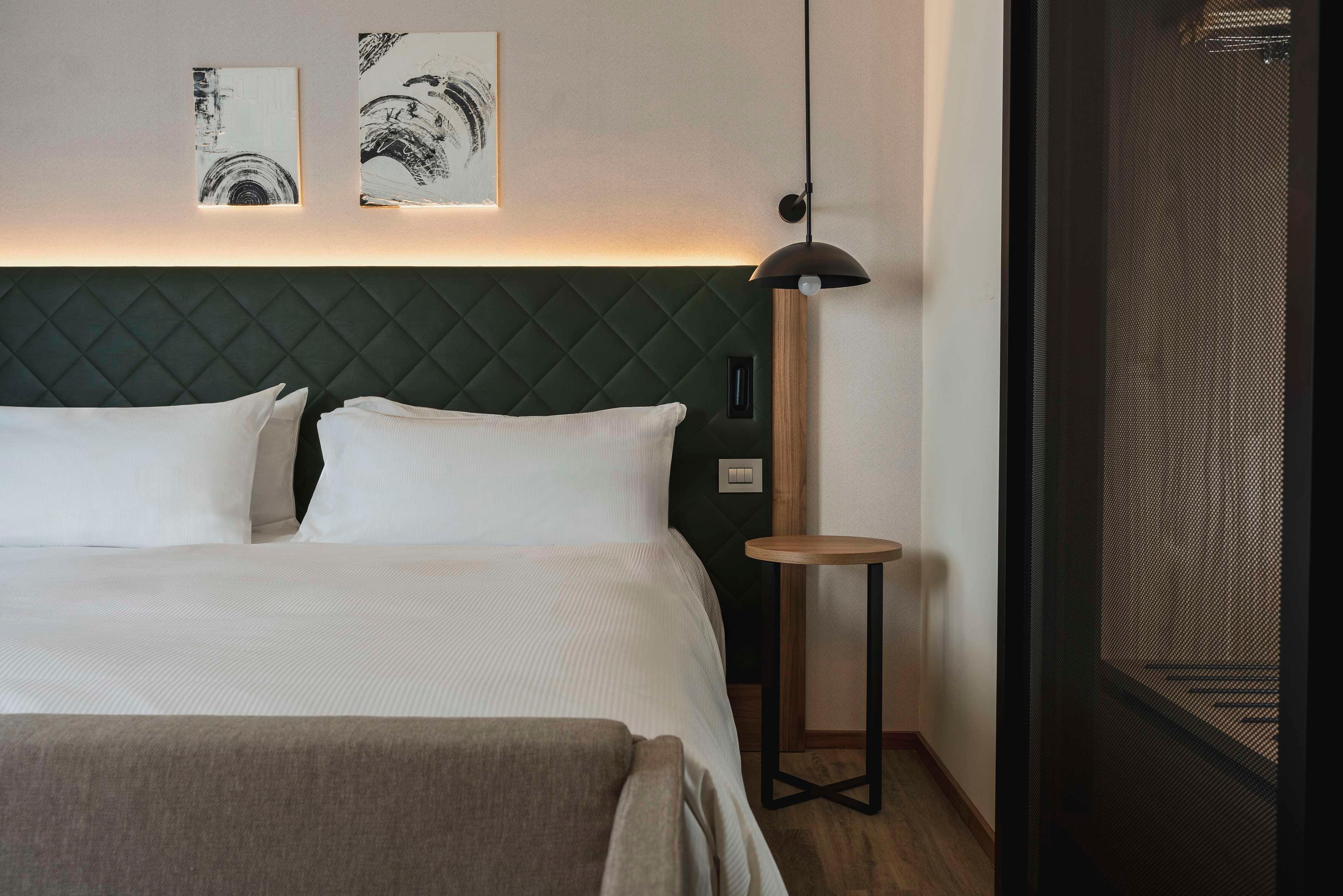 Suite King Bed One Bedroom 