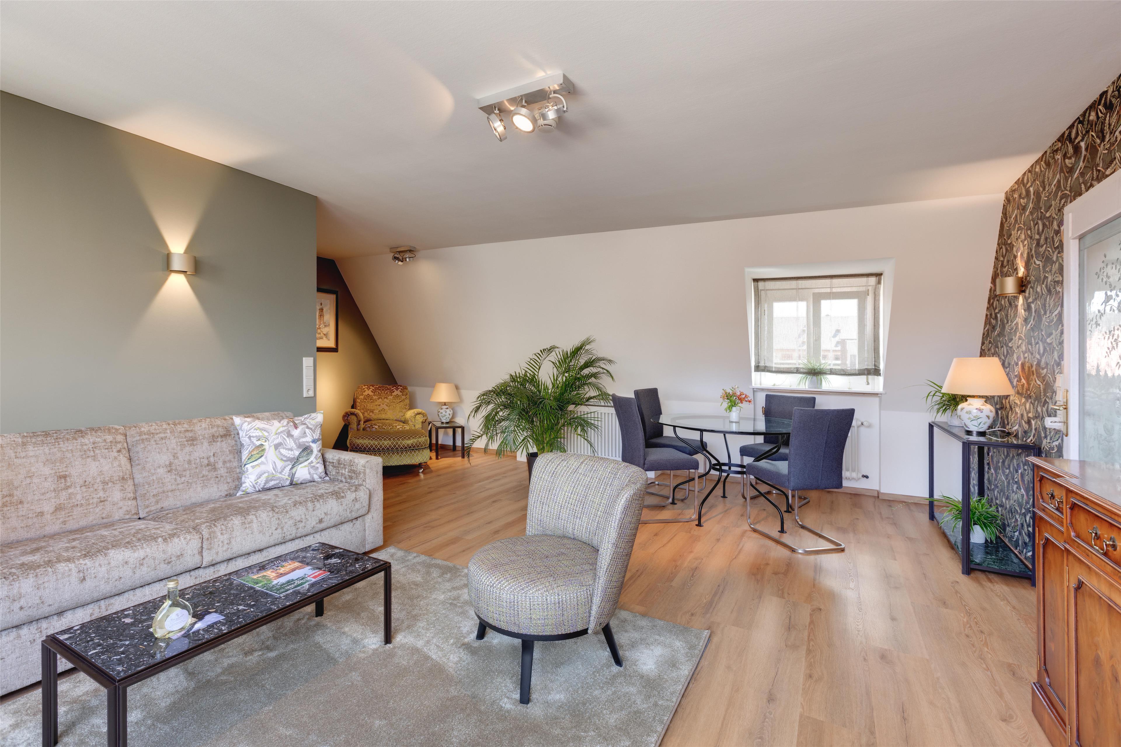 Junior Suite King Size Bed