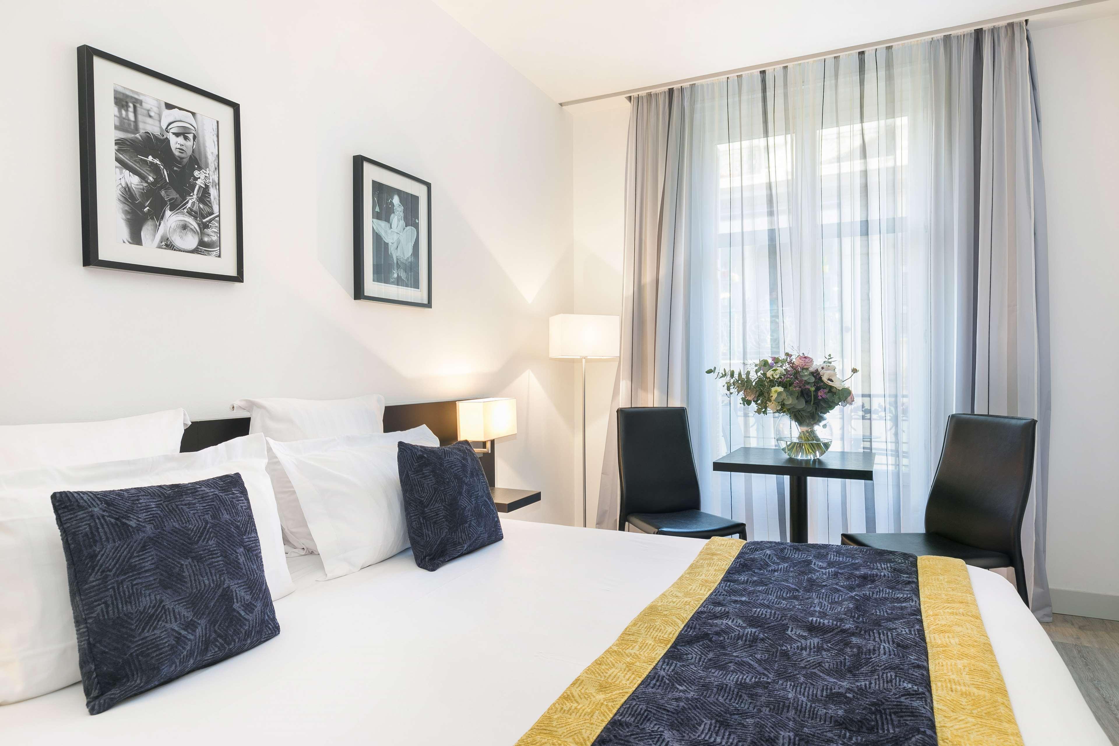 Double Superior King Bed