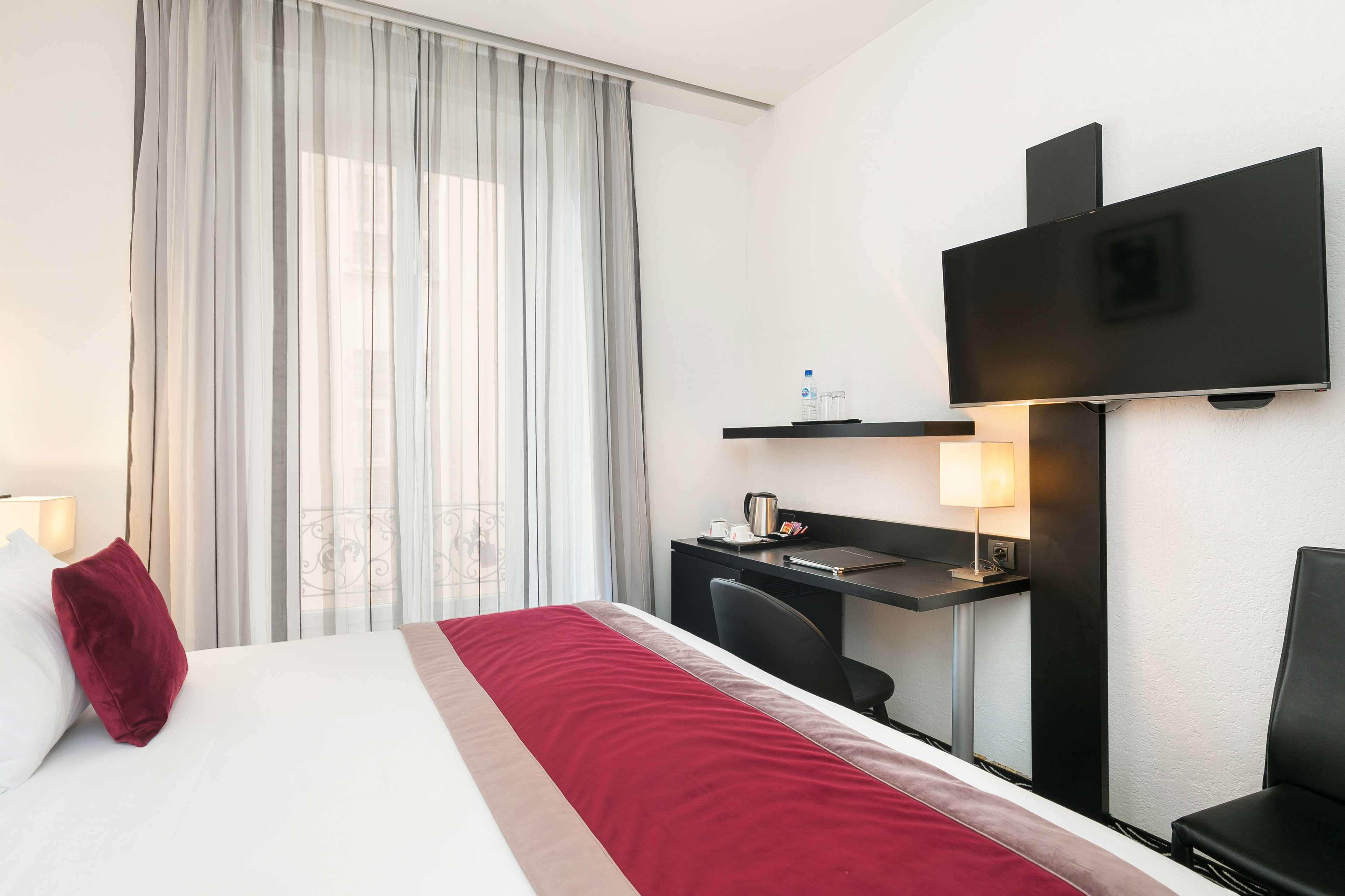 Double King Bed Non Smoking