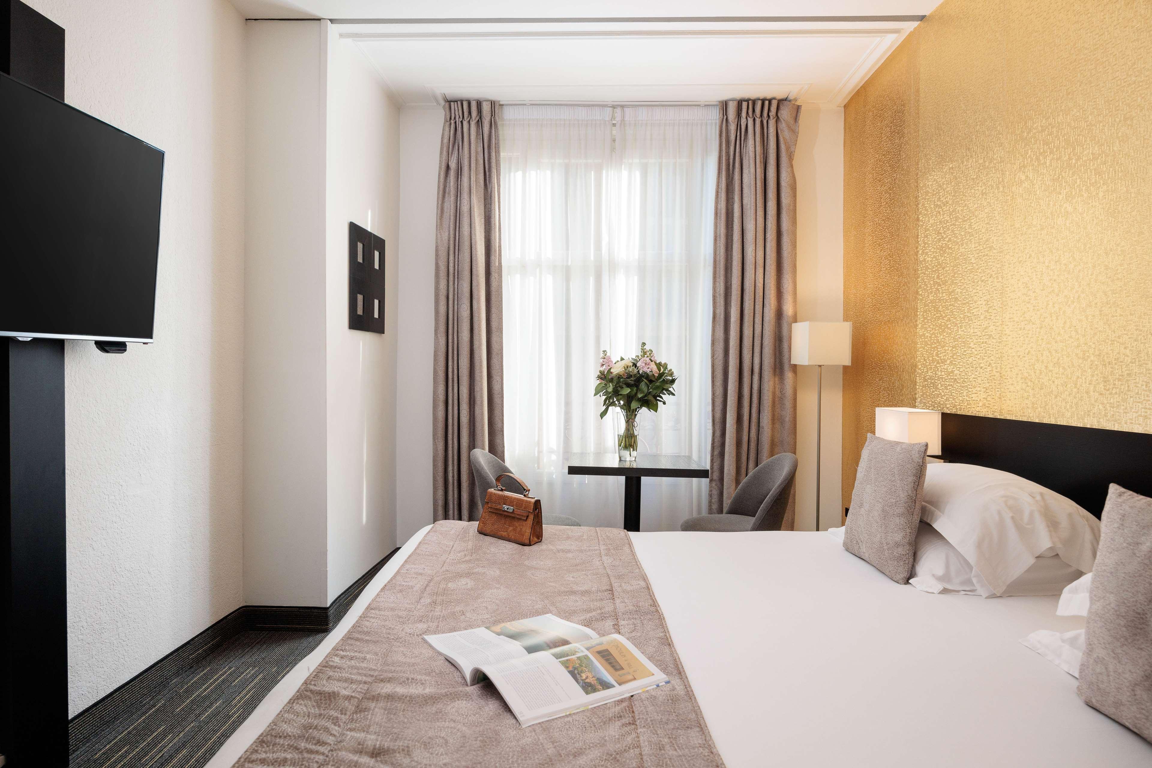 Double or Twin Deluxe