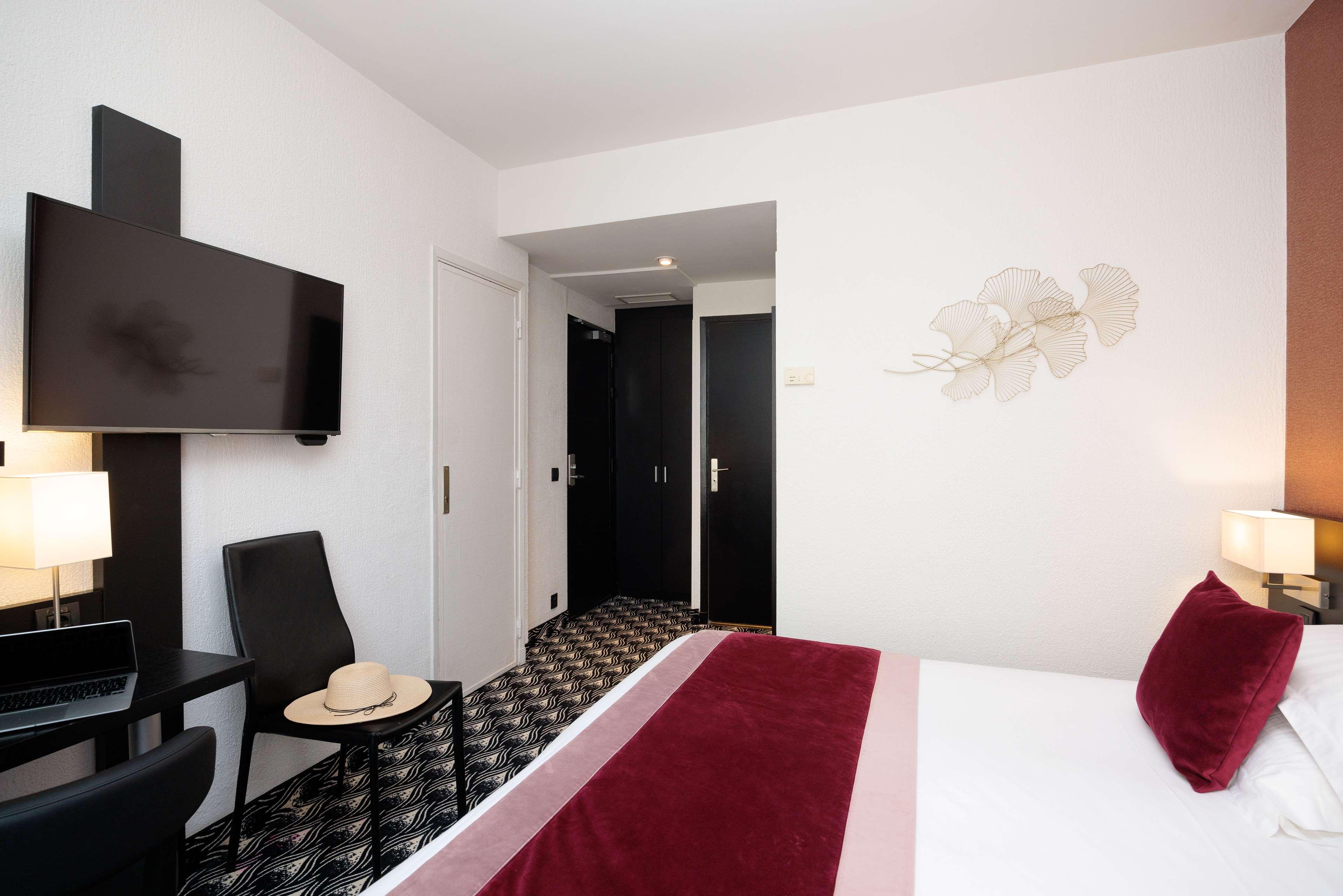 Double King Bed Non Smoking