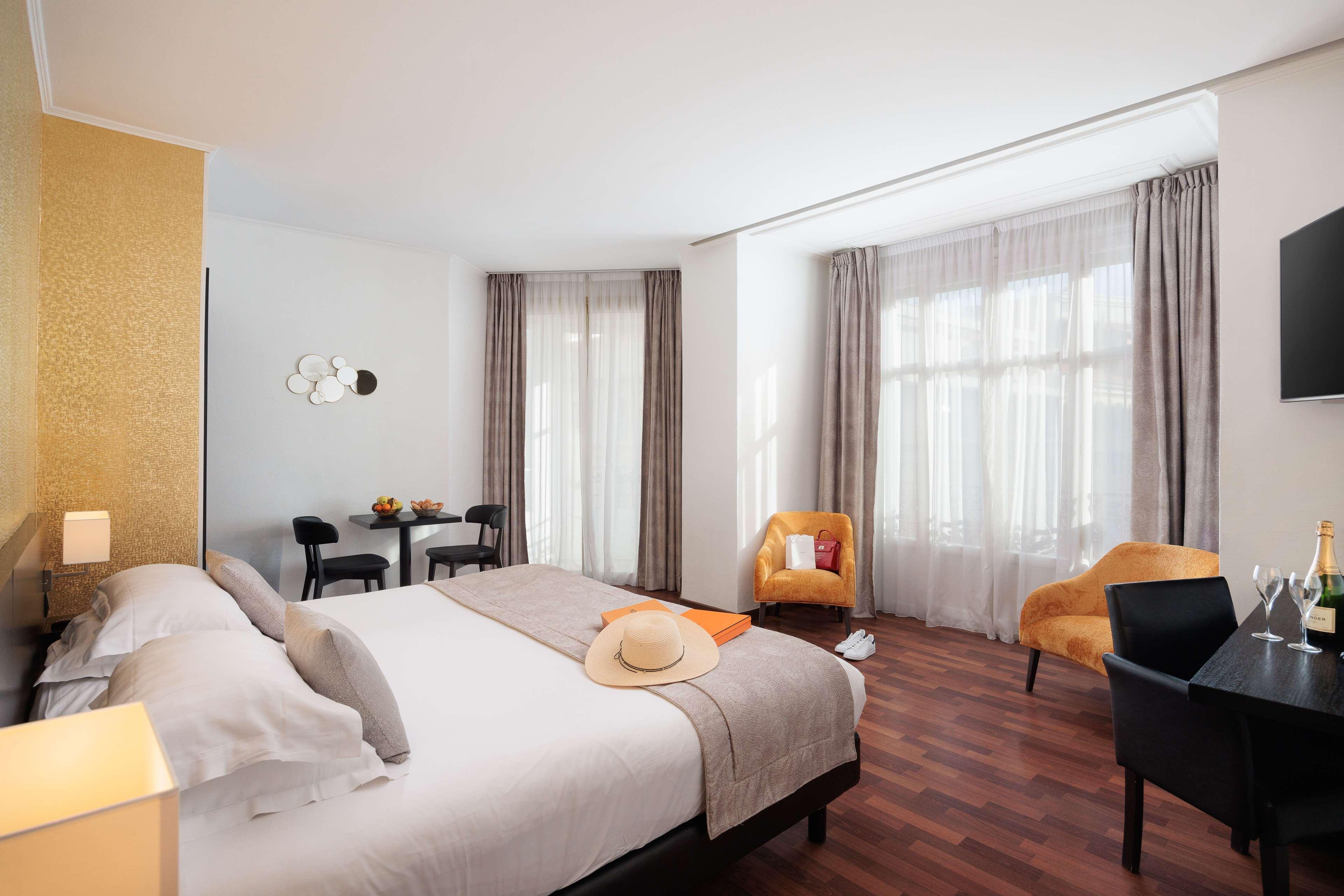 Double or Twin Deluxe