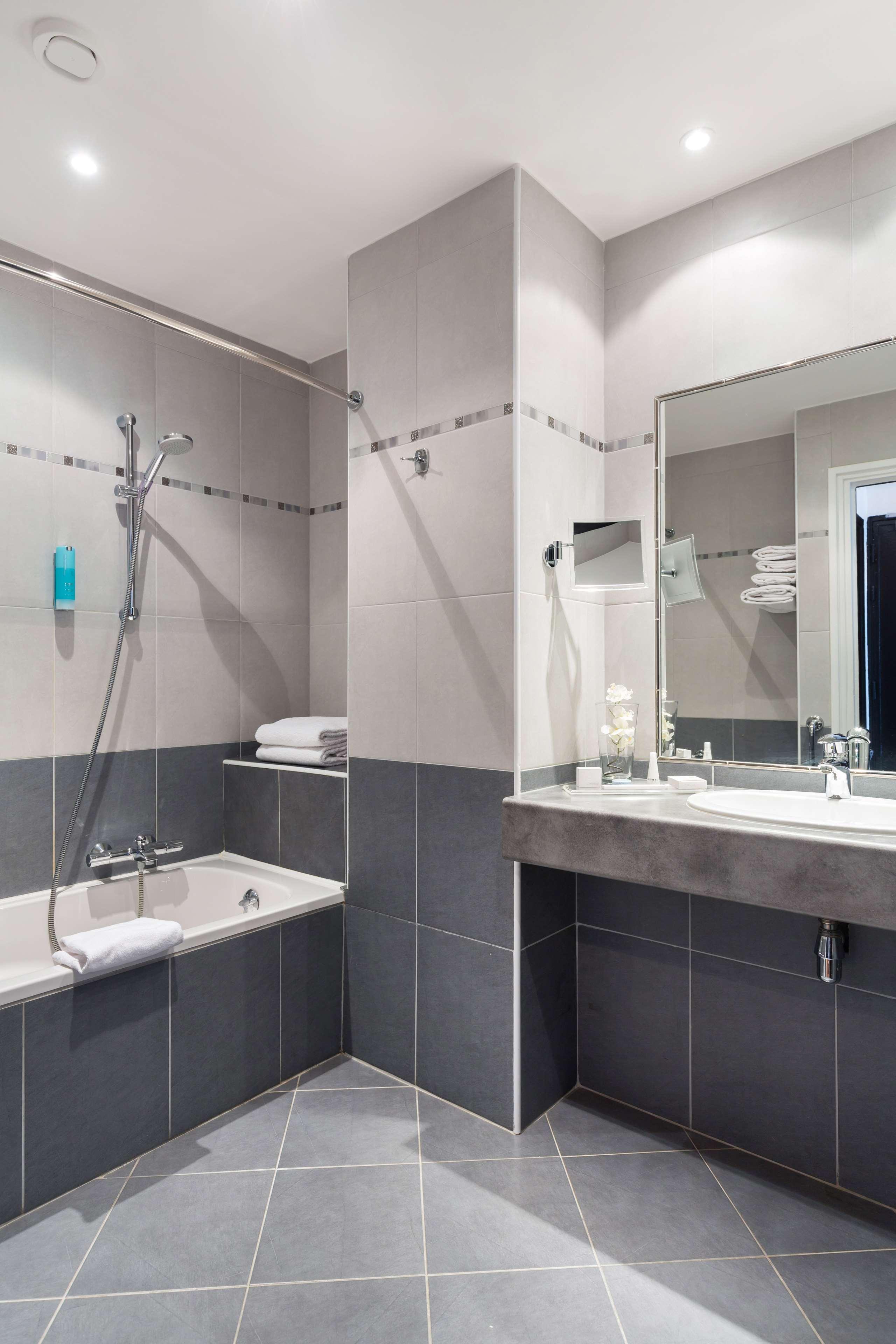 Triple Superior King Bed