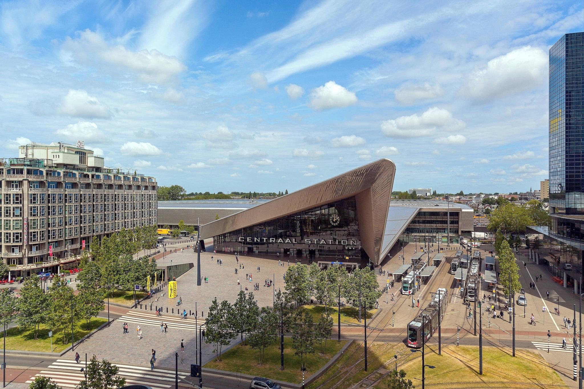 Double Superior King Bed