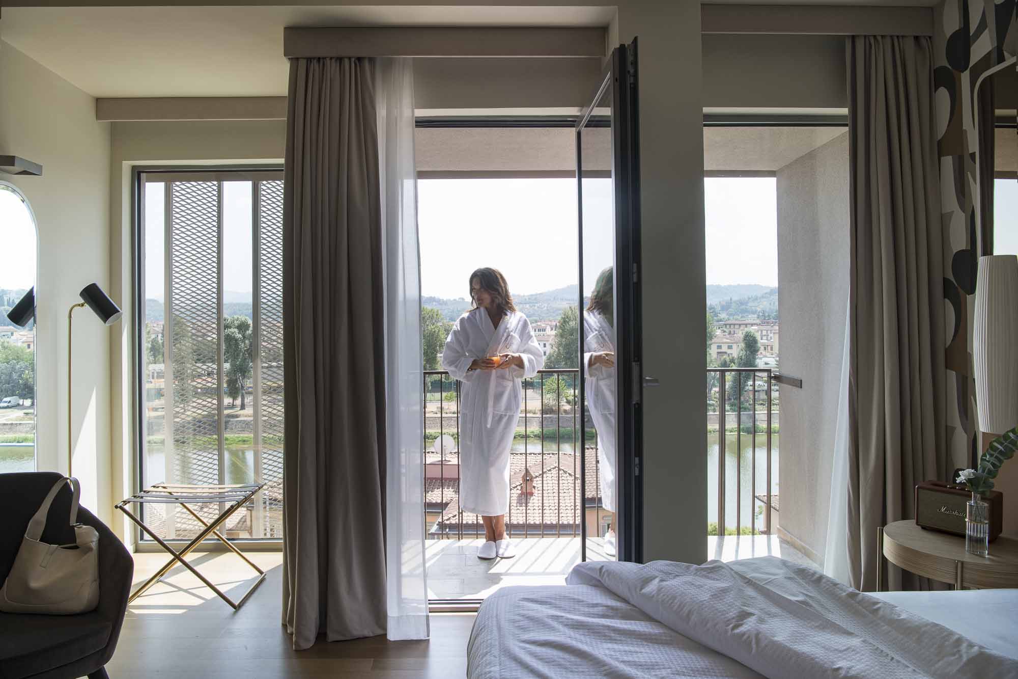 Suite Deluxe with Views