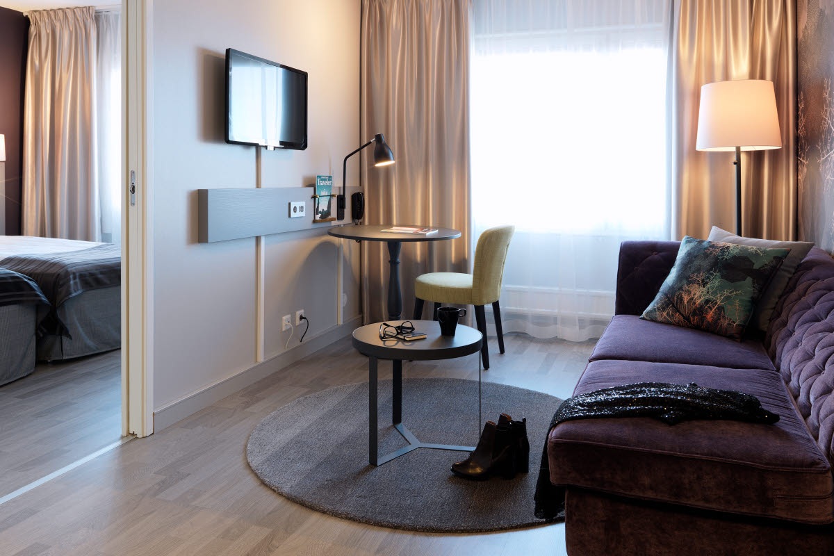 Double Single Superior King Bed