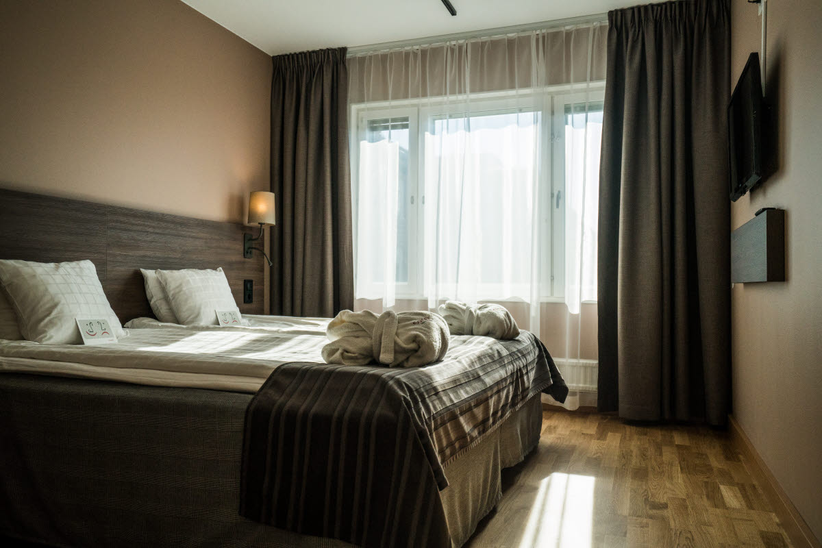 Double Single Superior King Bed