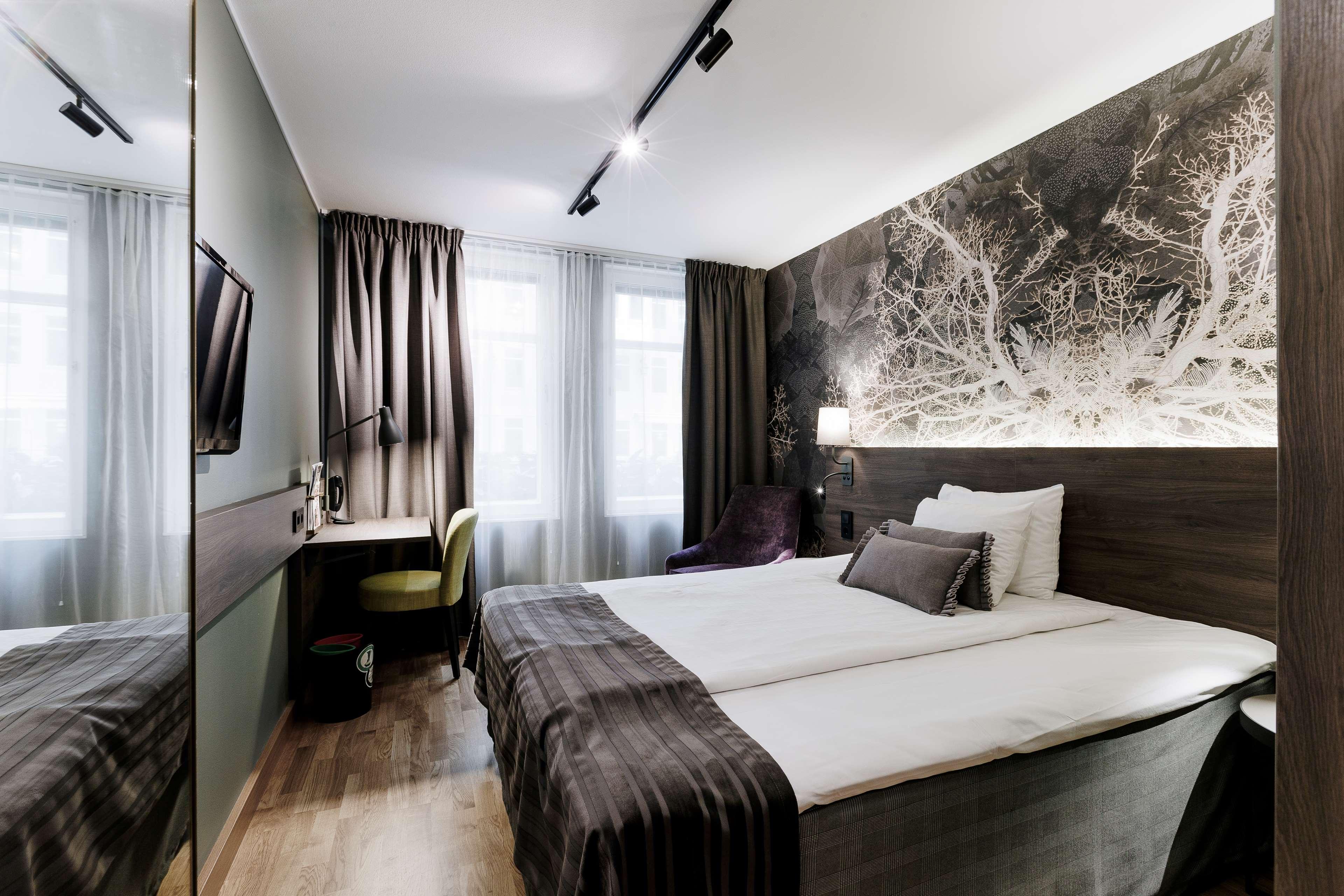 Double Superior King Bed