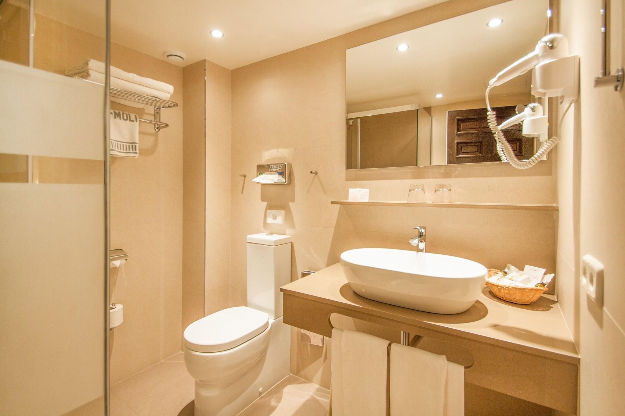 Double Classic King Bed