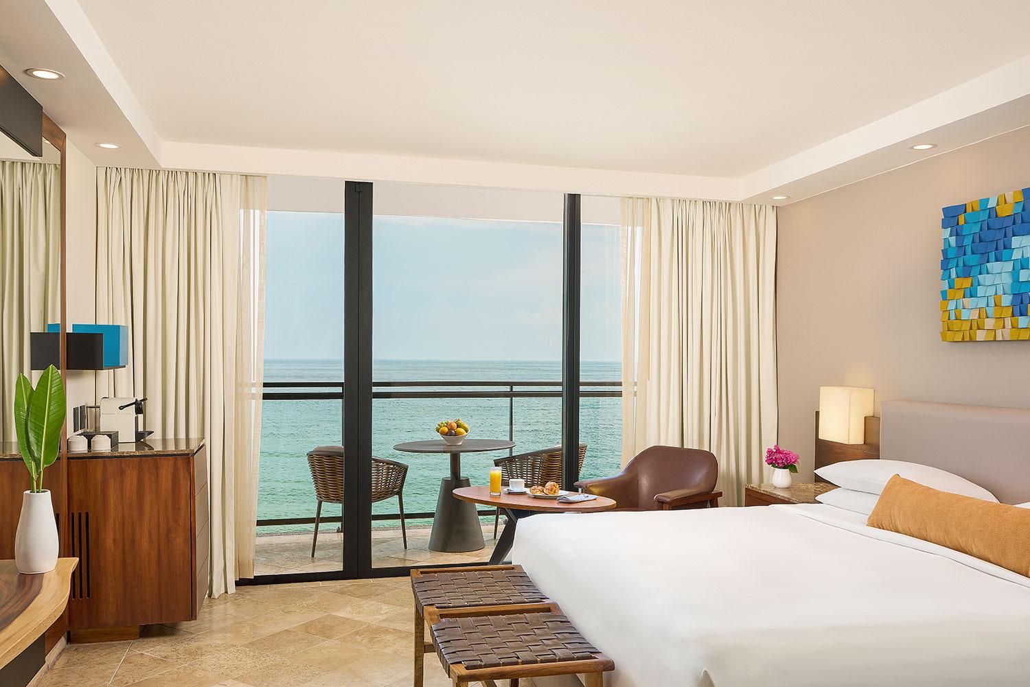 Double Ocean View King Bed