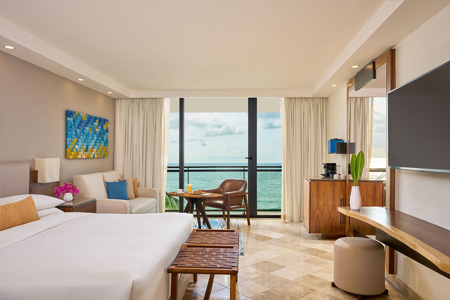 Double Ocean Front King Bed