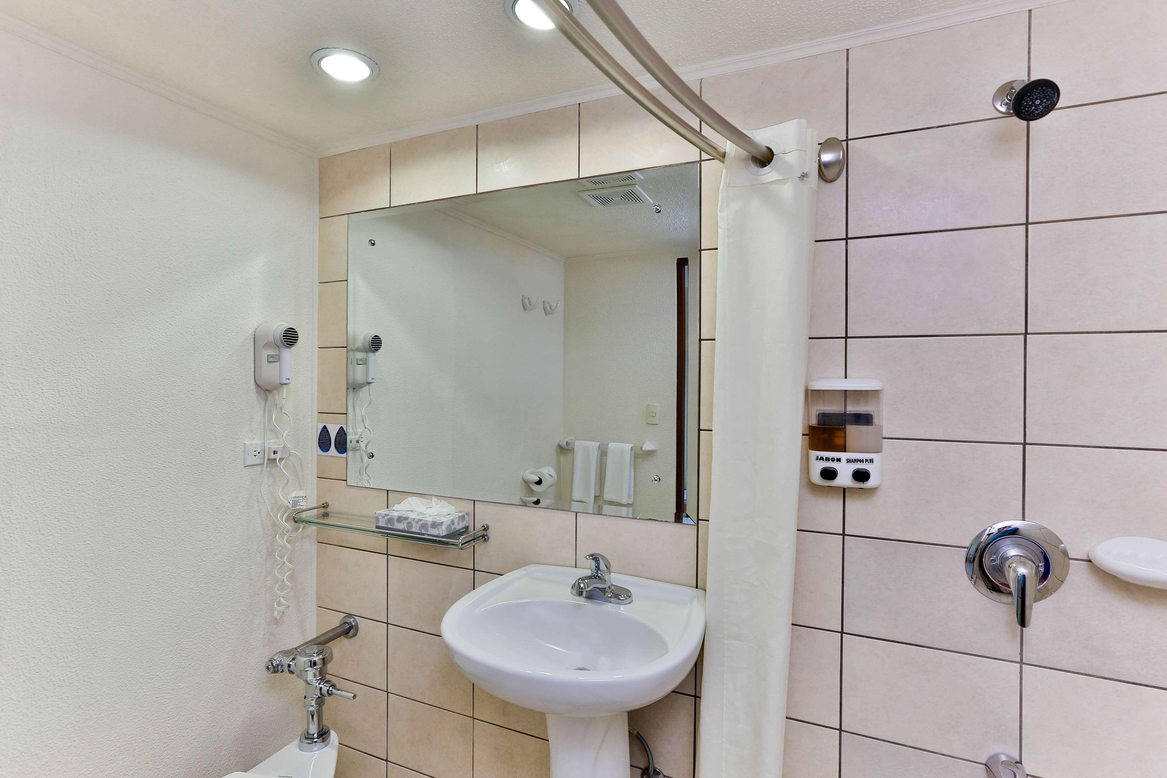 Room Garden View King Bed