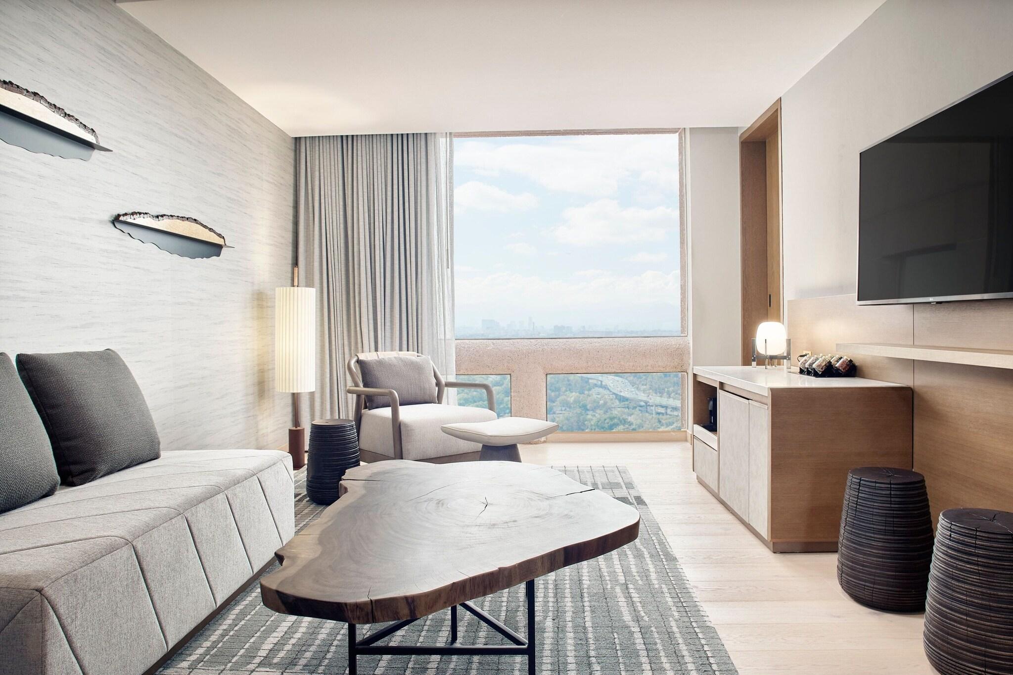 Suite Executive King Bed