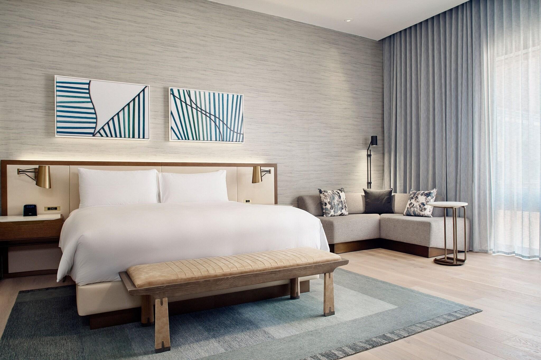 Junior Suite King Size Bed