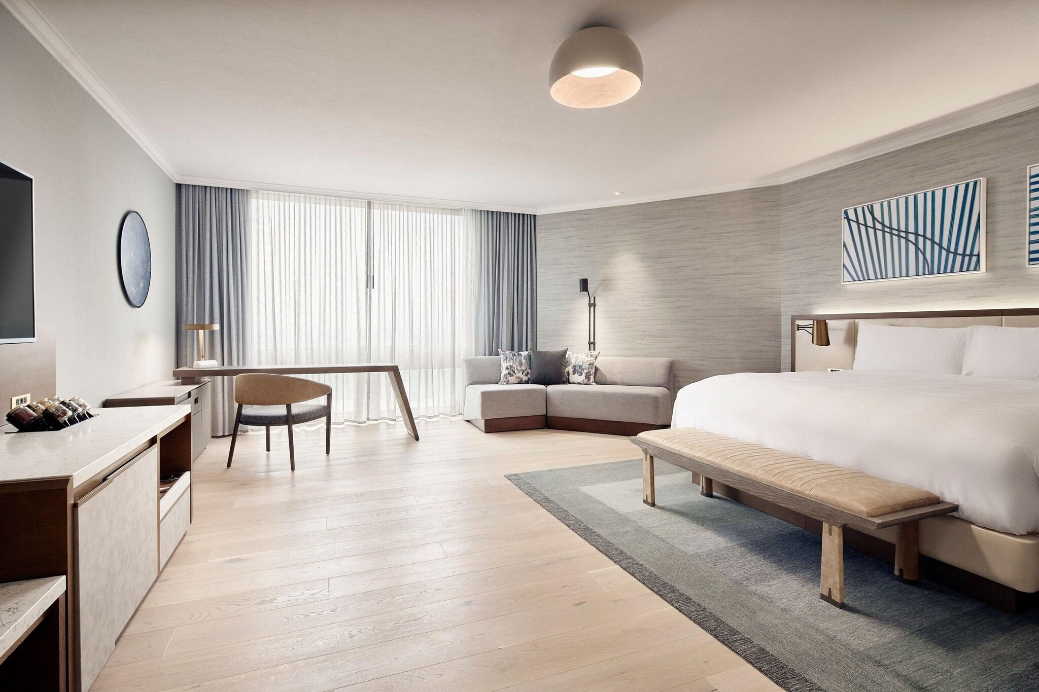 Junior Suite King Size Bed