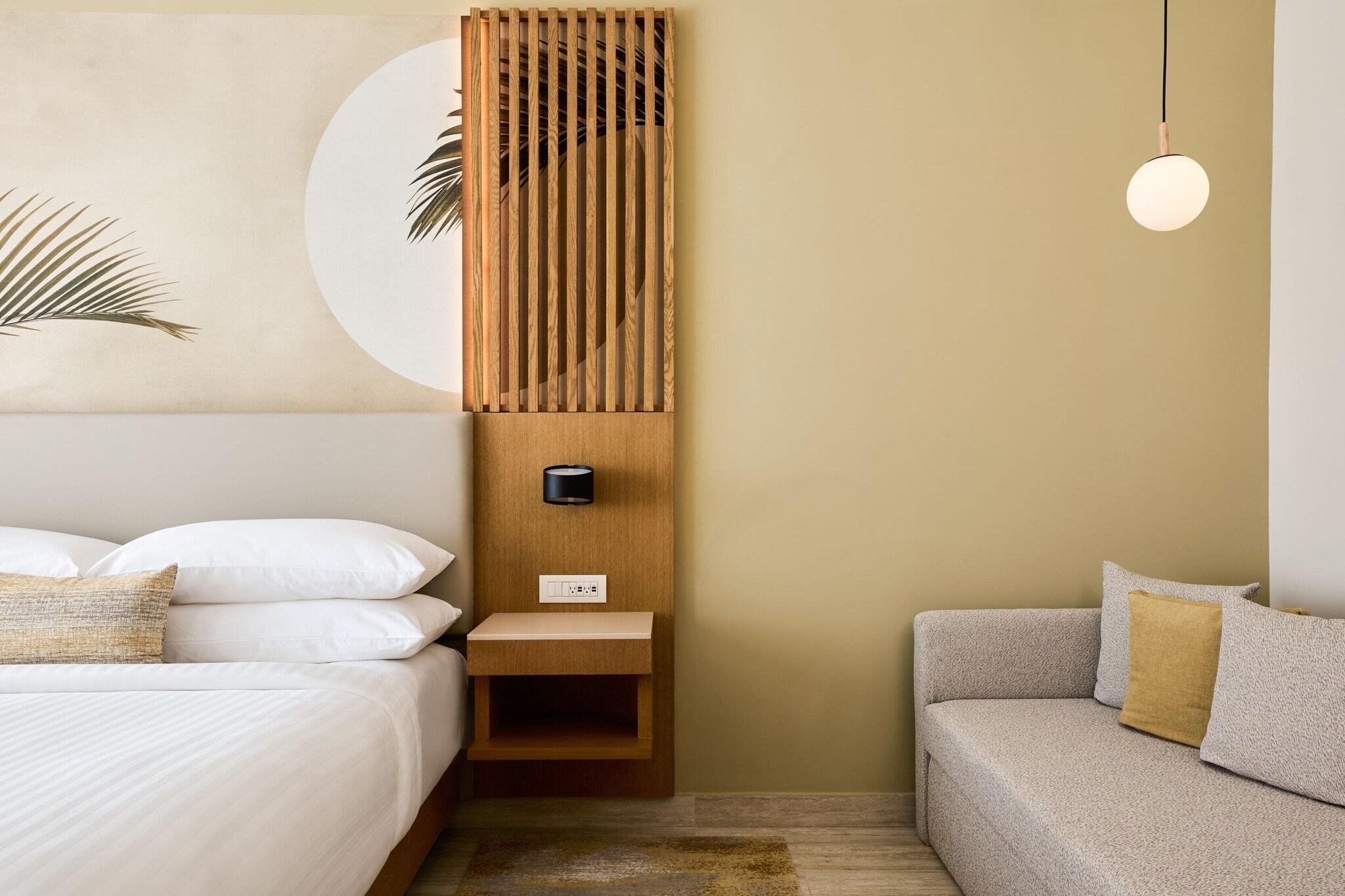 Double Ocean Front King Bed