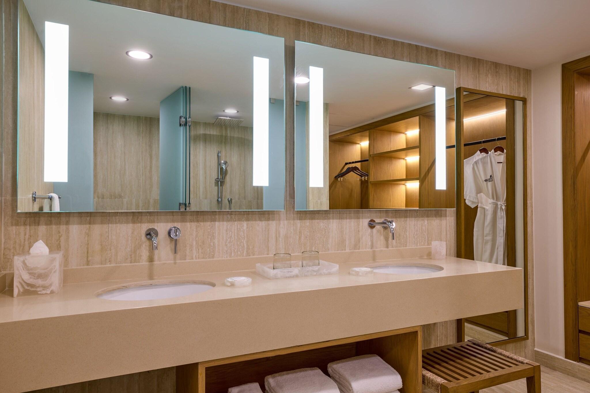 Suite with Double Bed