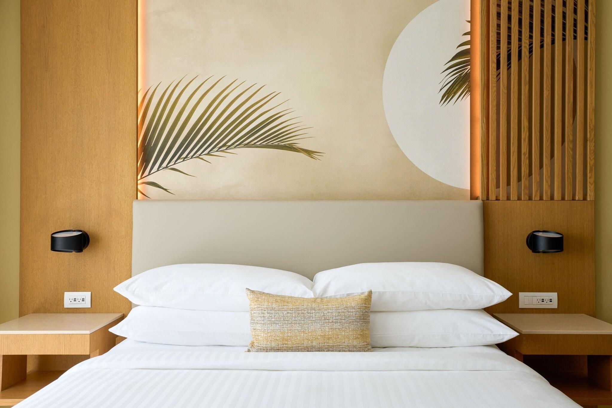 Double Ocean View King Bed