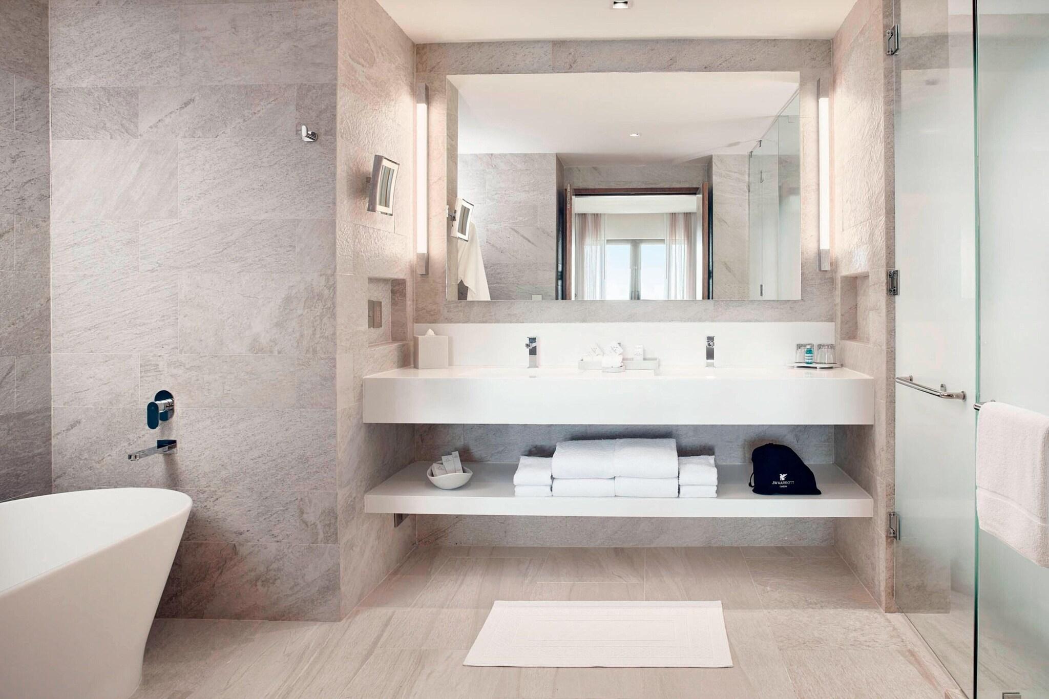 Suite King Bed One Bedroom 