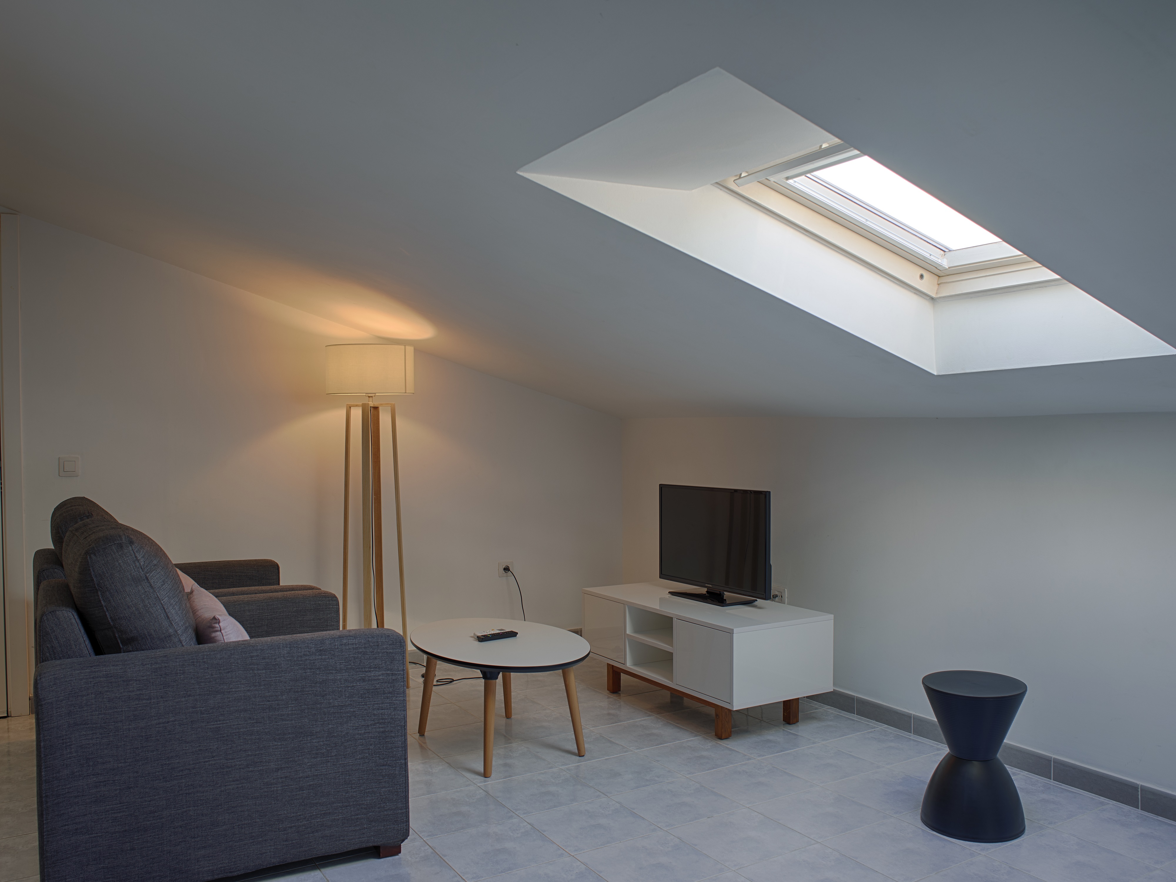 Studio Without Balcony