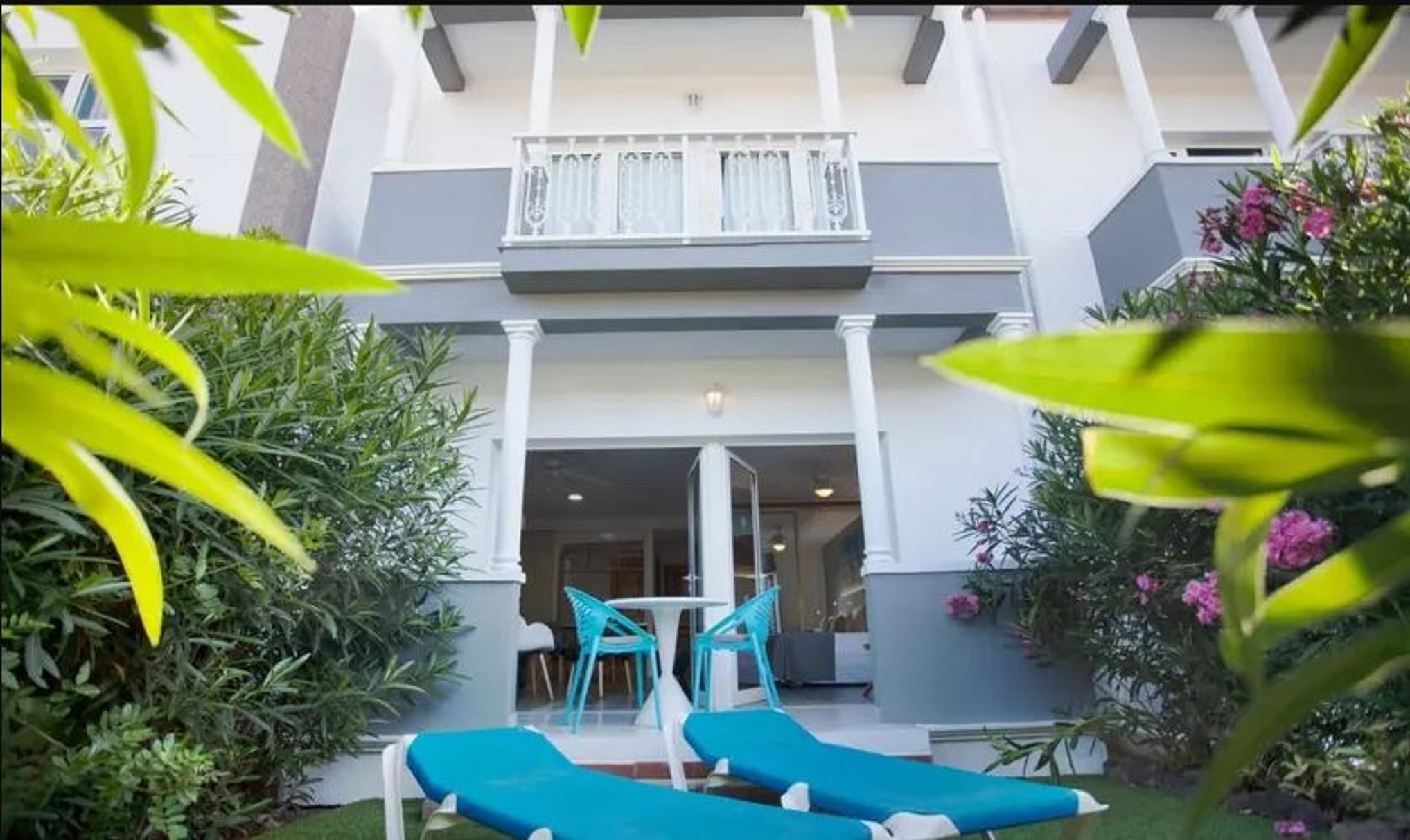 Apartment Garden View