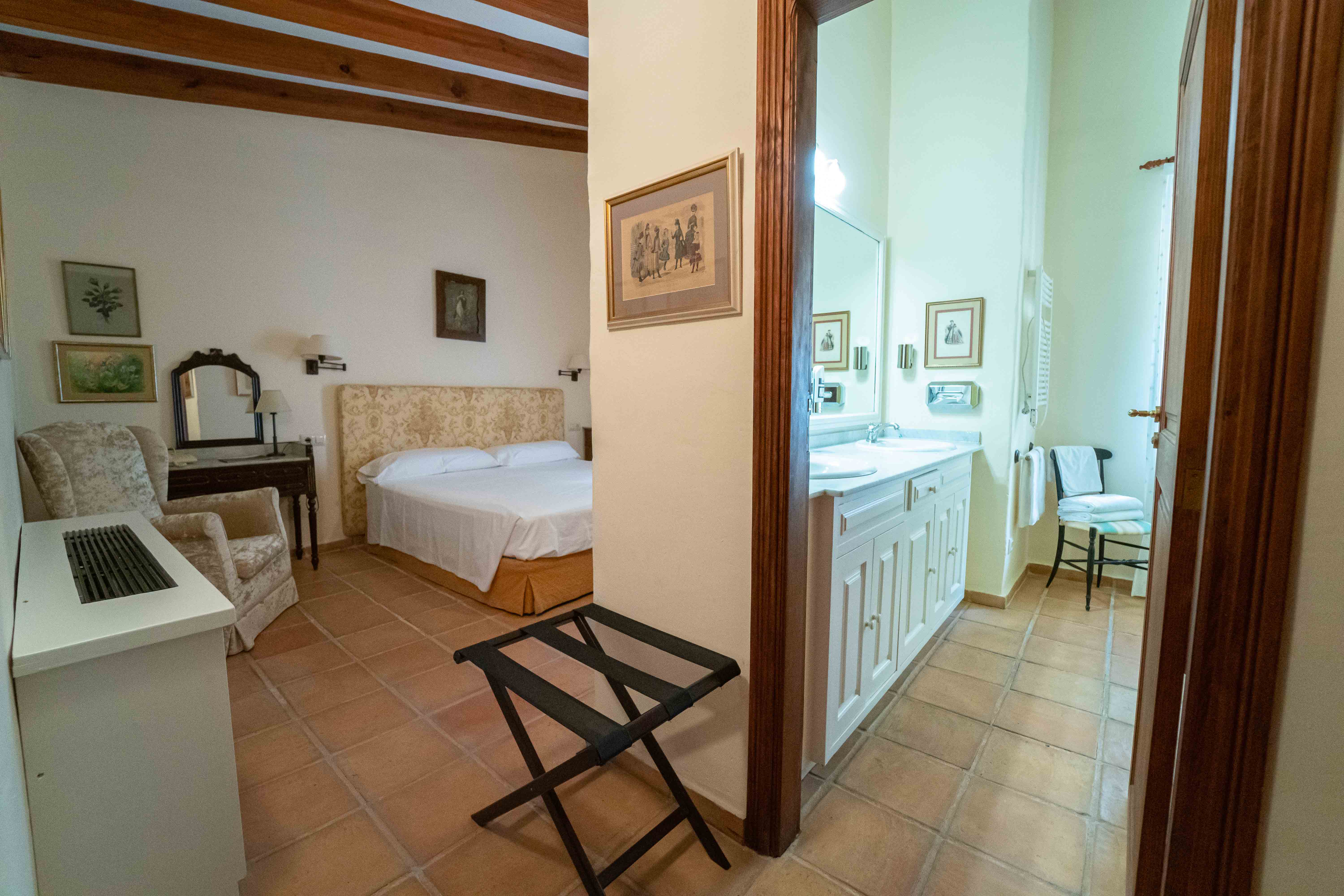 Double or Twin Standard