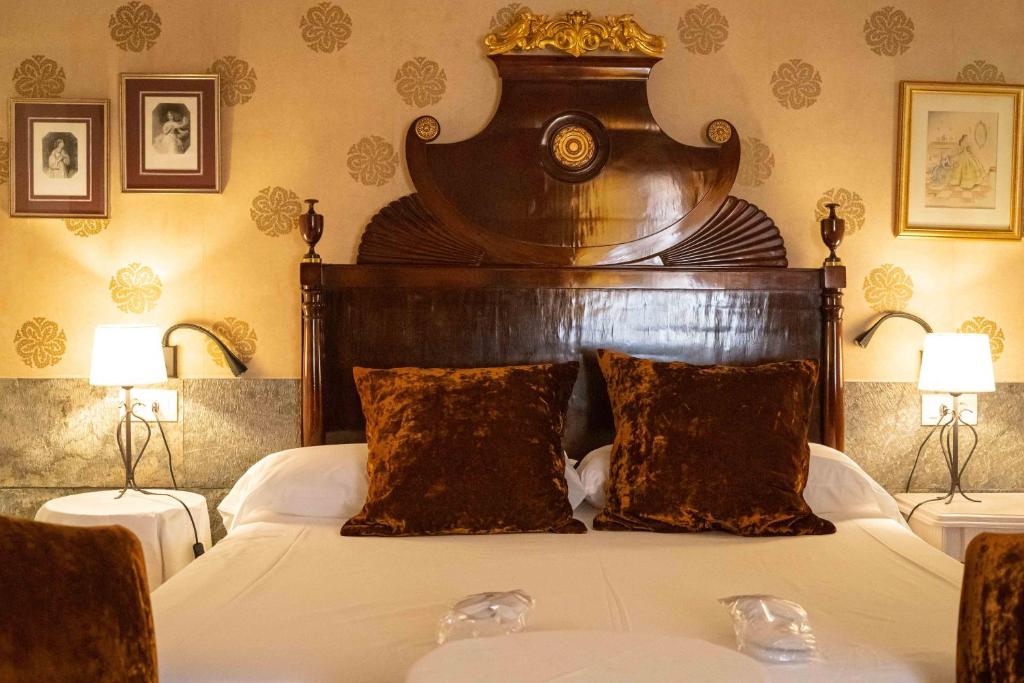 Double or Twin Standard