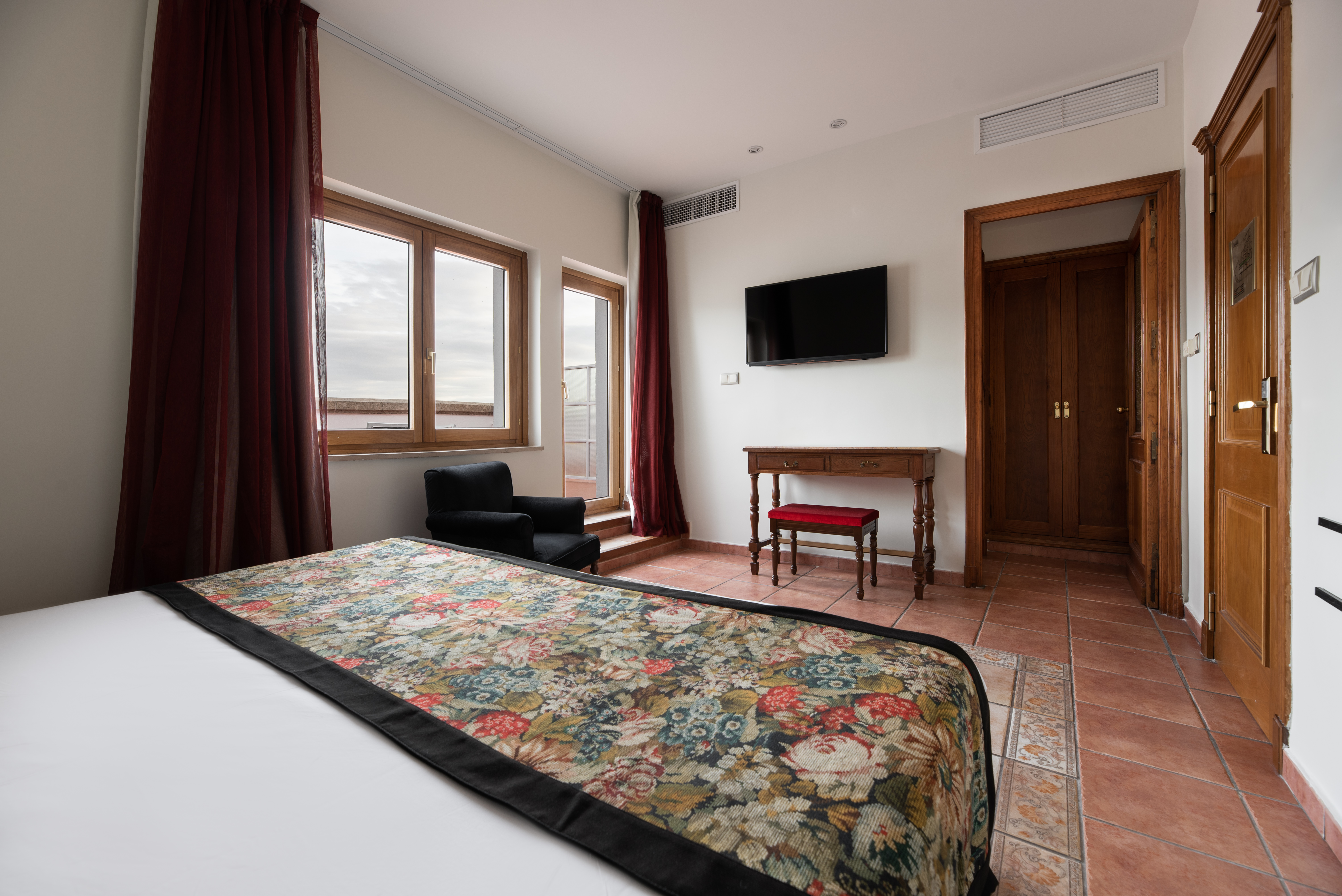 Double or Twin with Terrace