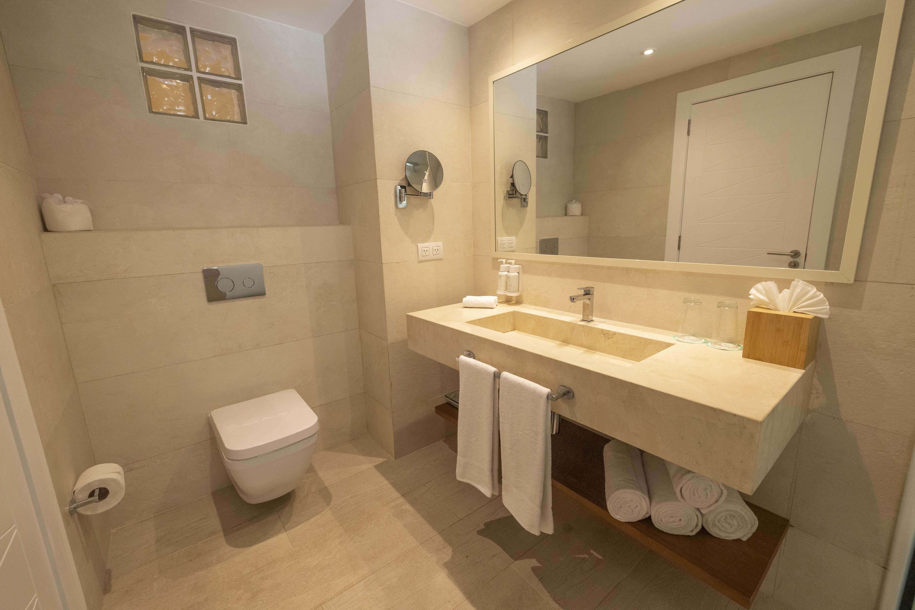 Junior Suite Partial Ocean View