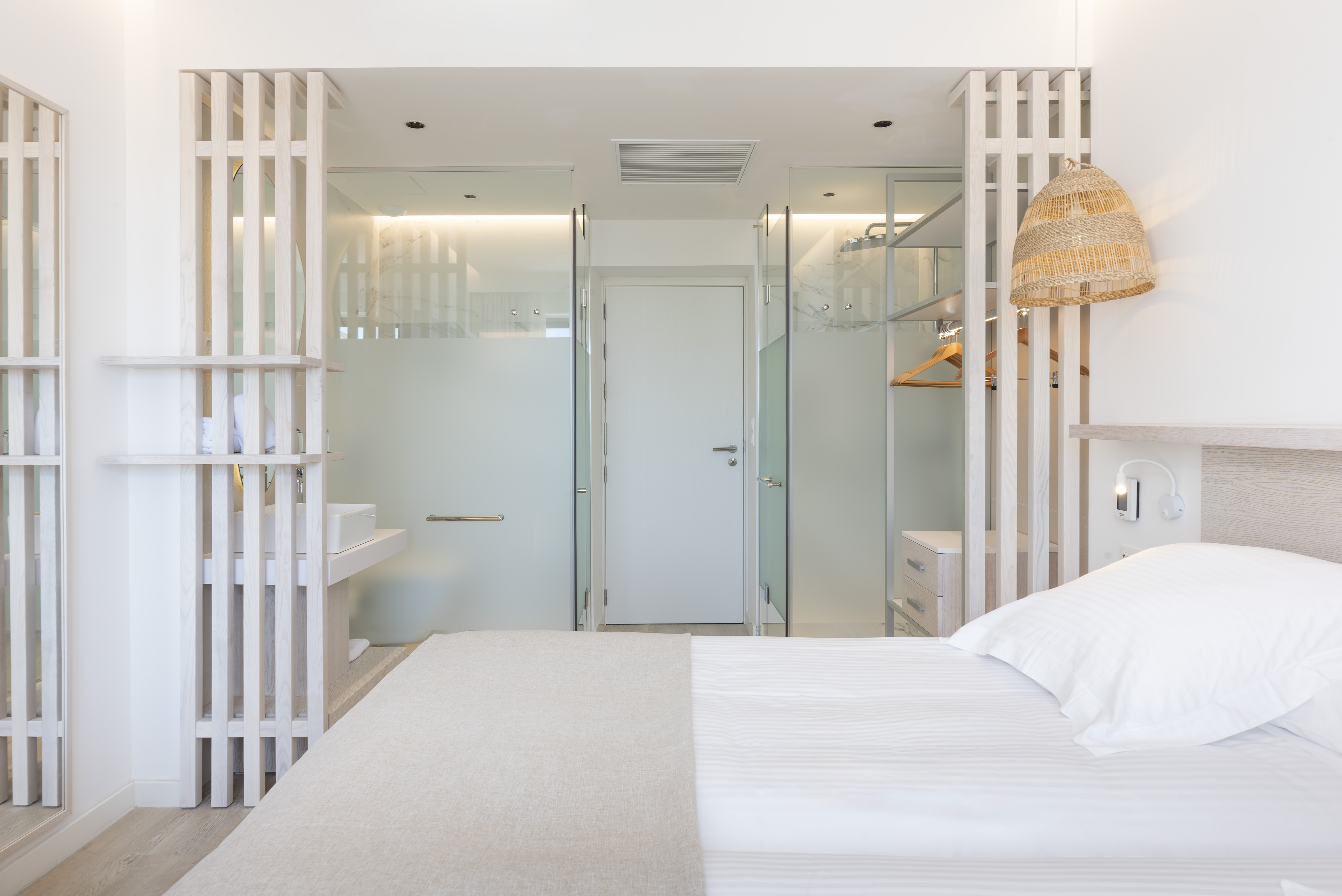 Double or Twin Deluxe