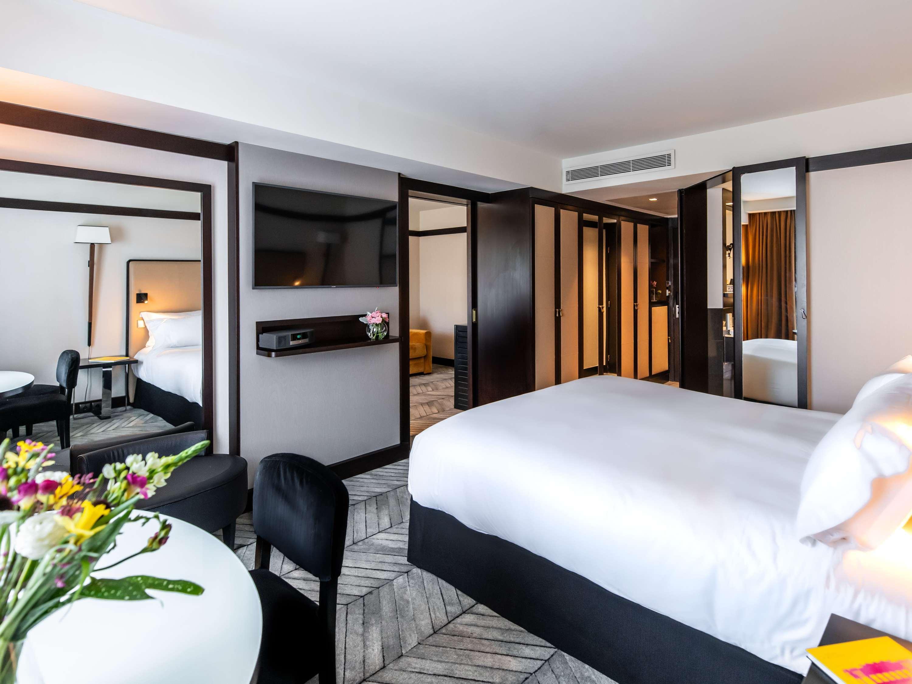 Junior Suite King Size Bed