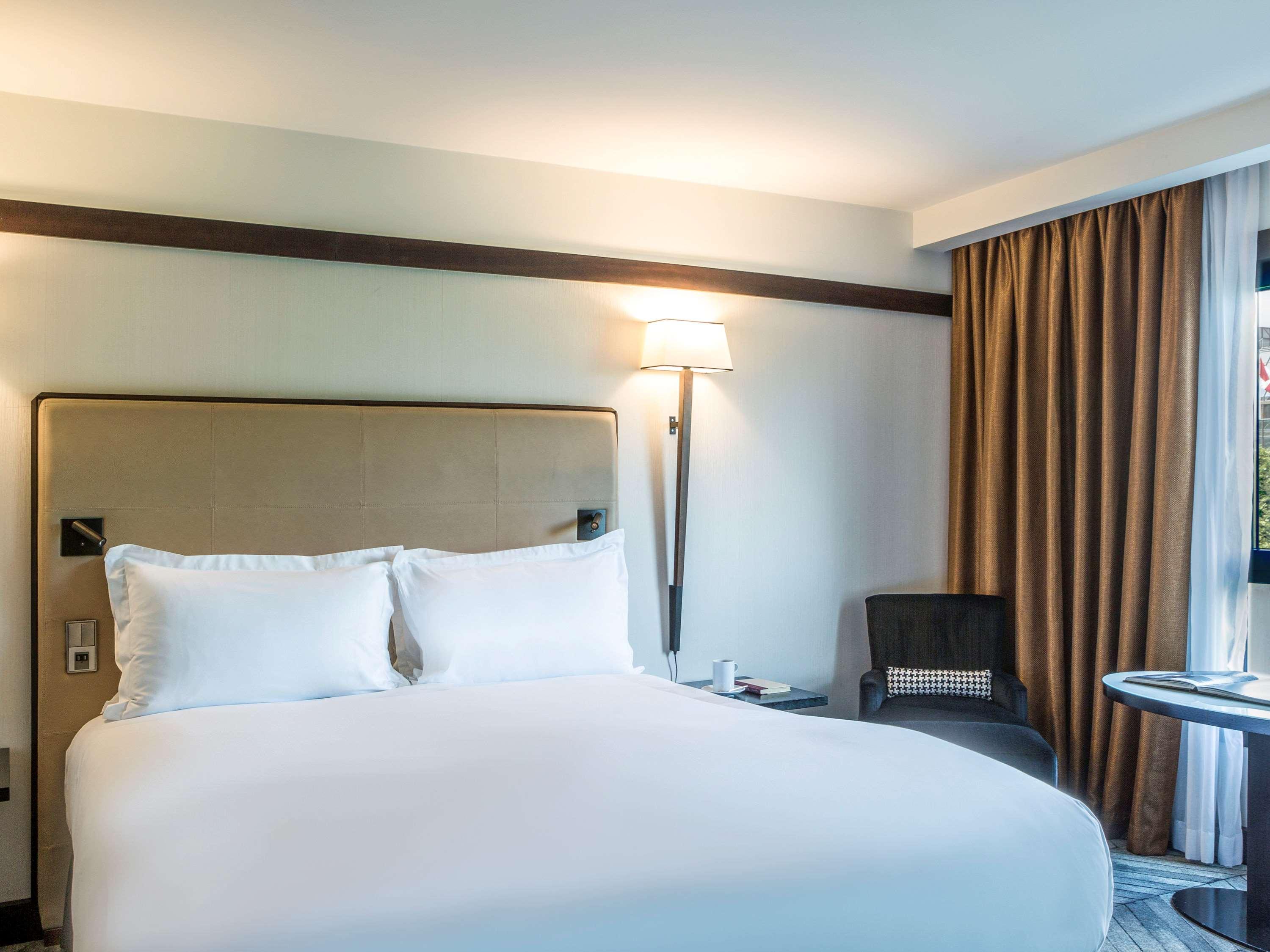 Junior Suite King Size Bed