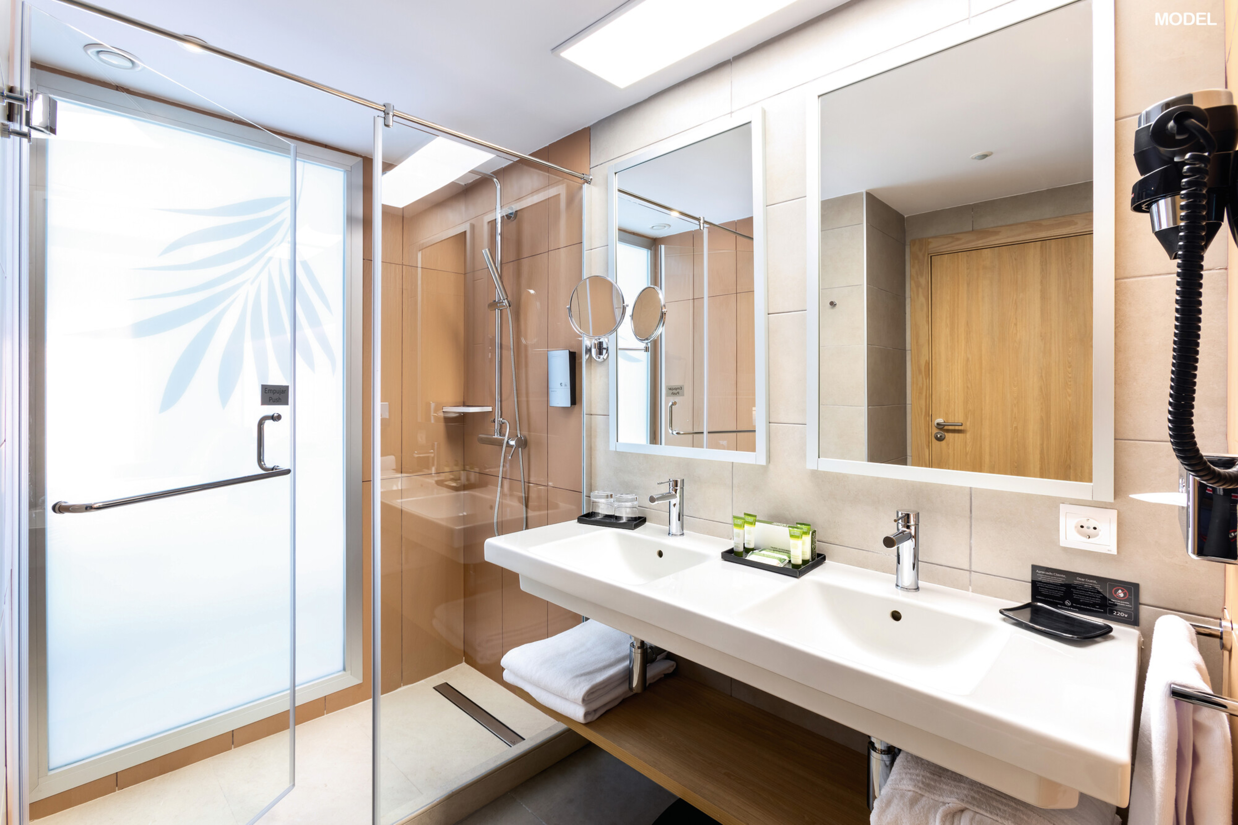 Double or Twin Standard