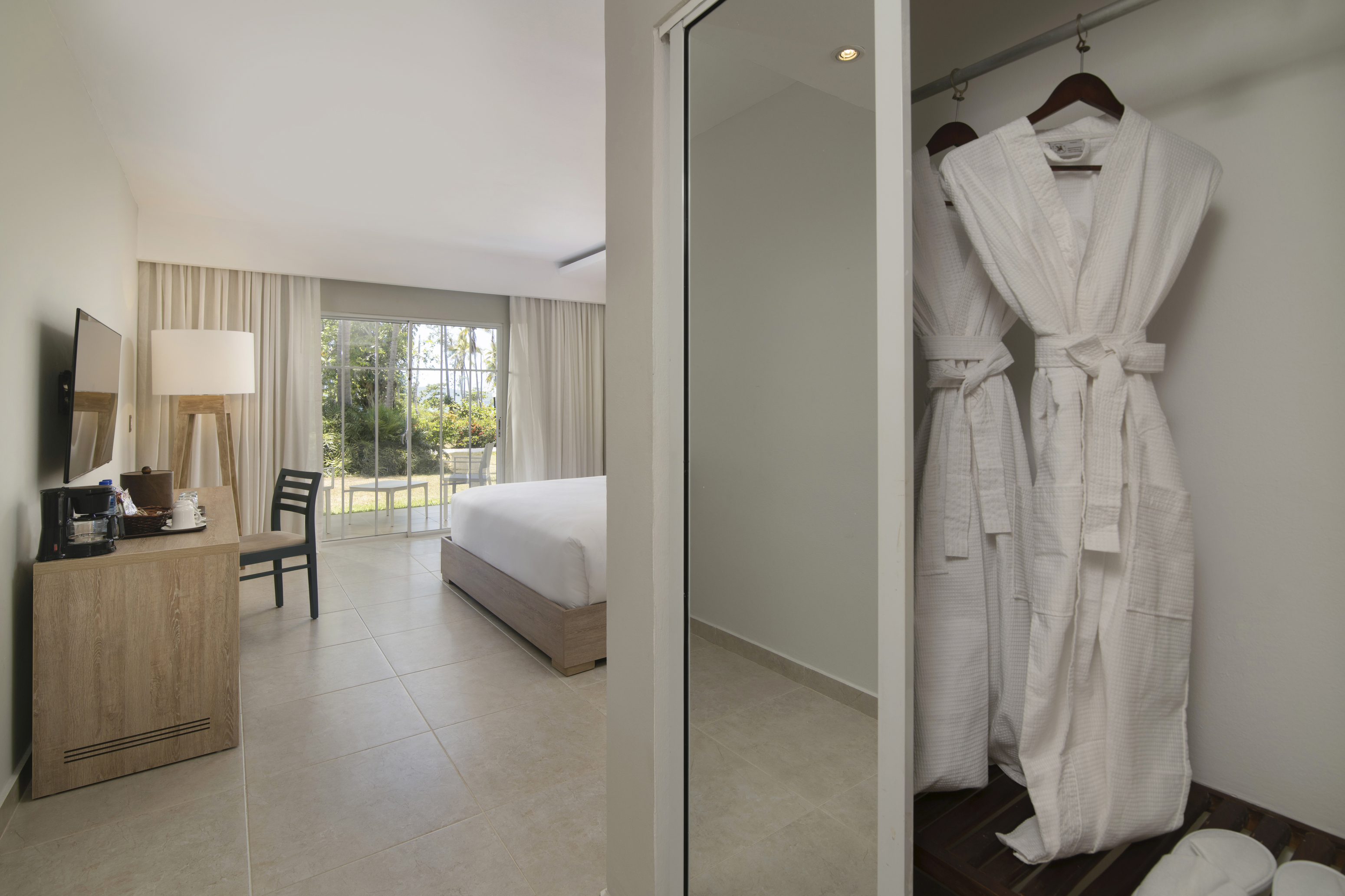 Room Garden View King Bed