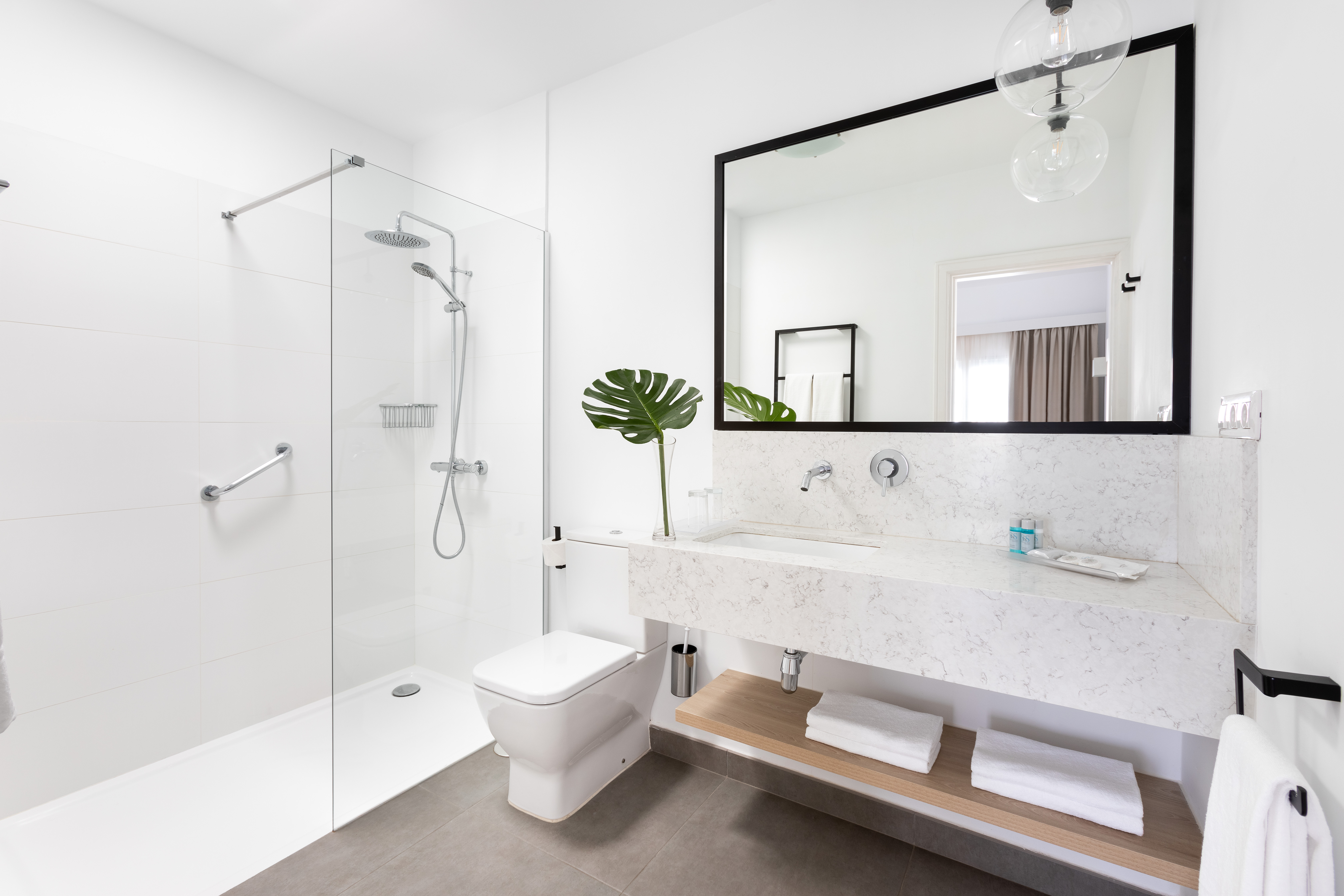 Apartment Capacity 4