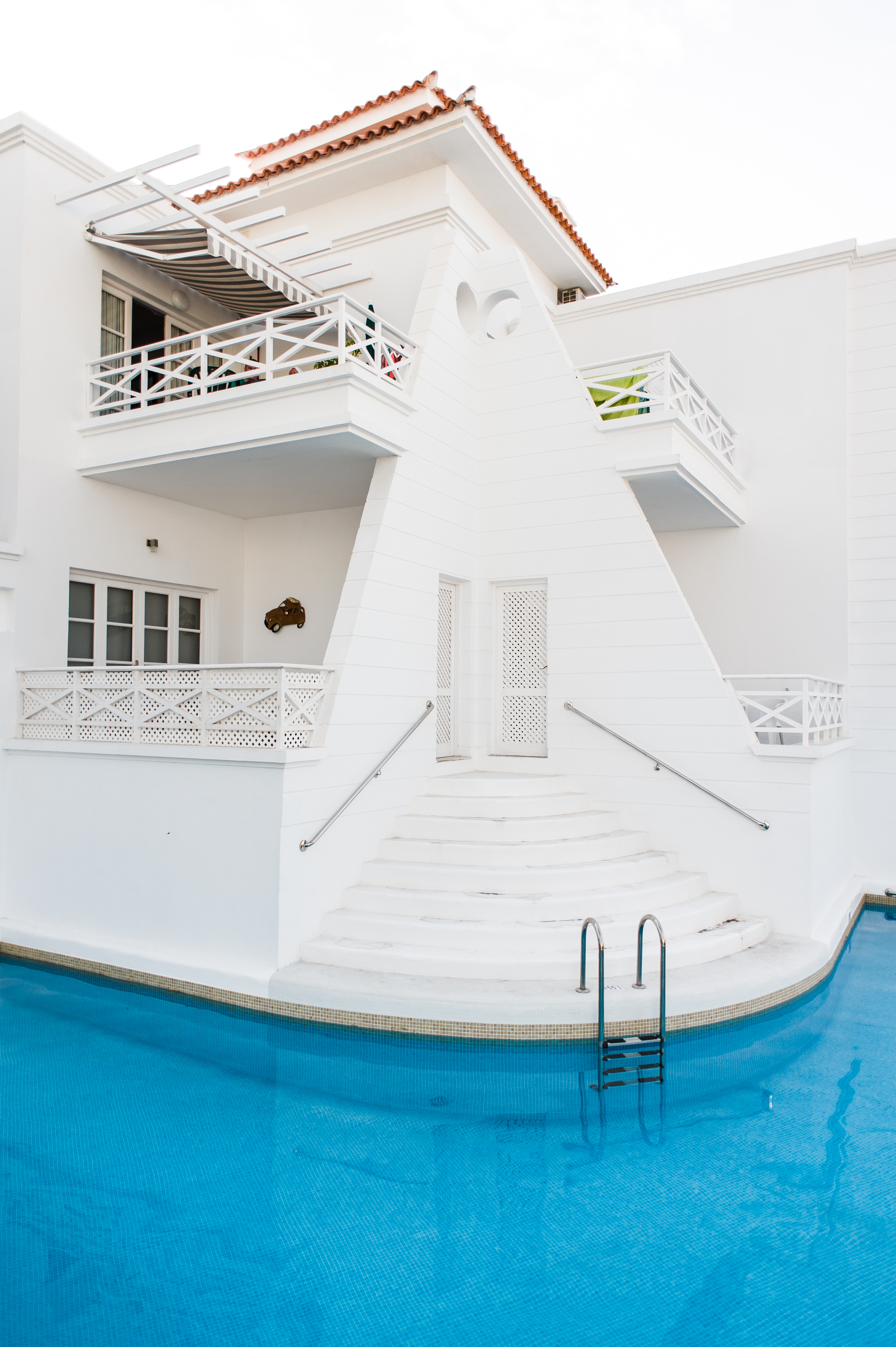 Apartment Capacity 4