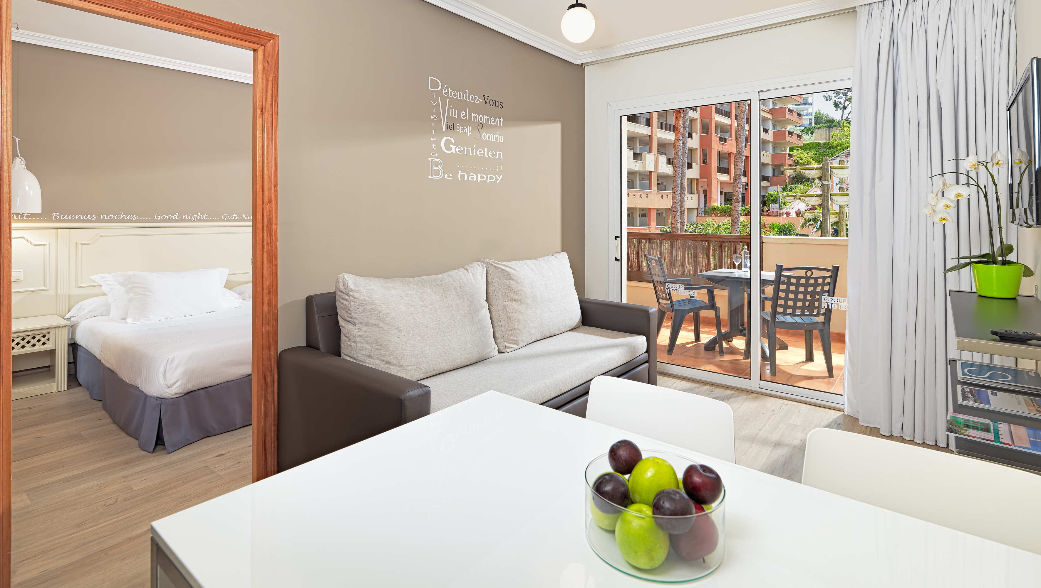 Apartment Capacity 3