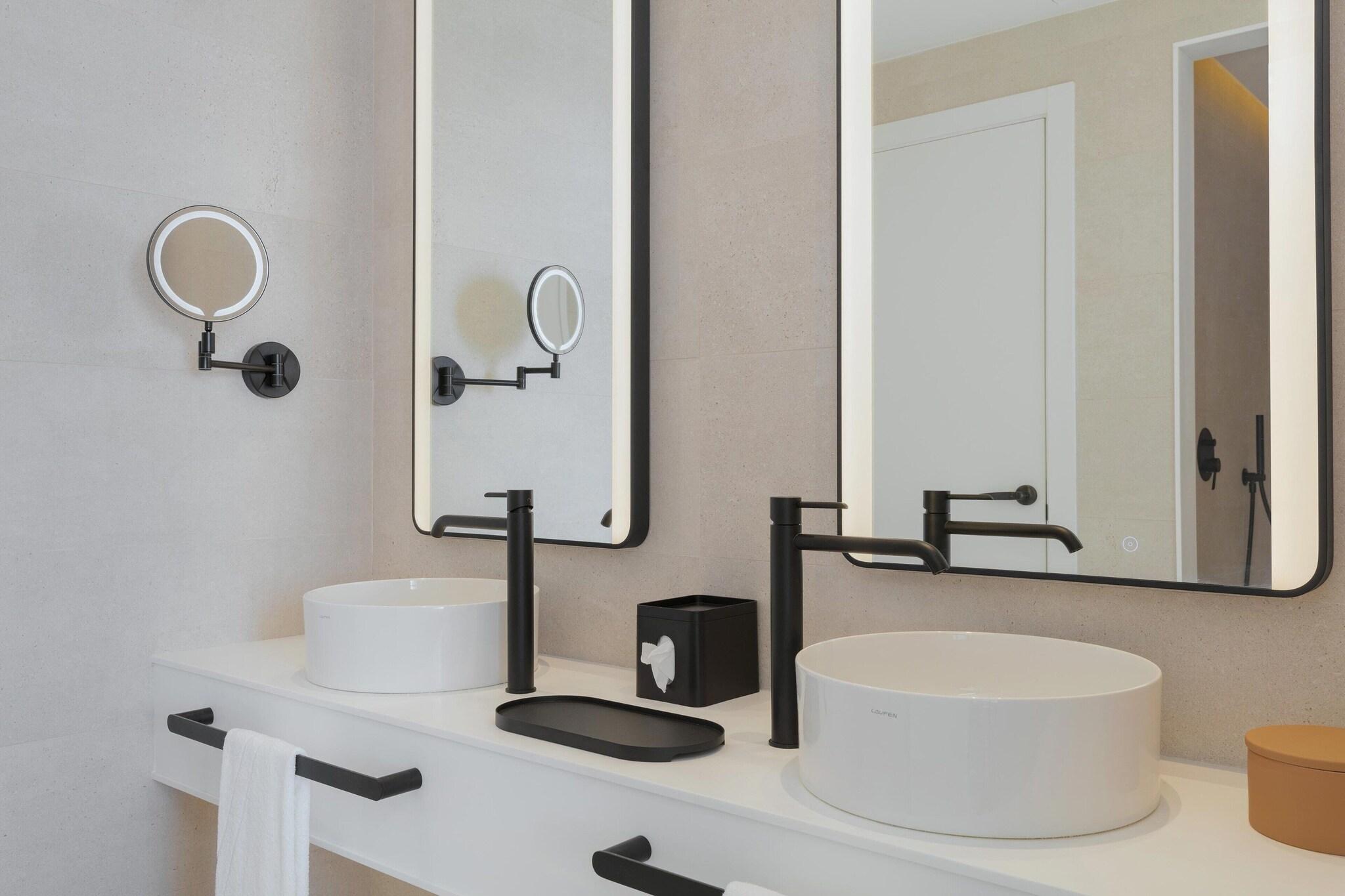 Twin Deluxe Sea View