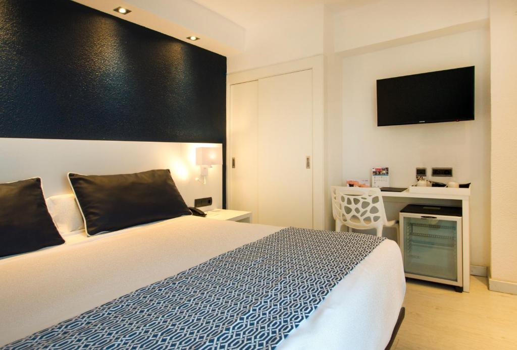 Single Mountain View