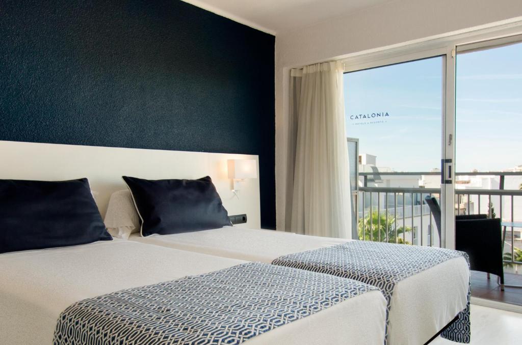 Double Single Sea View