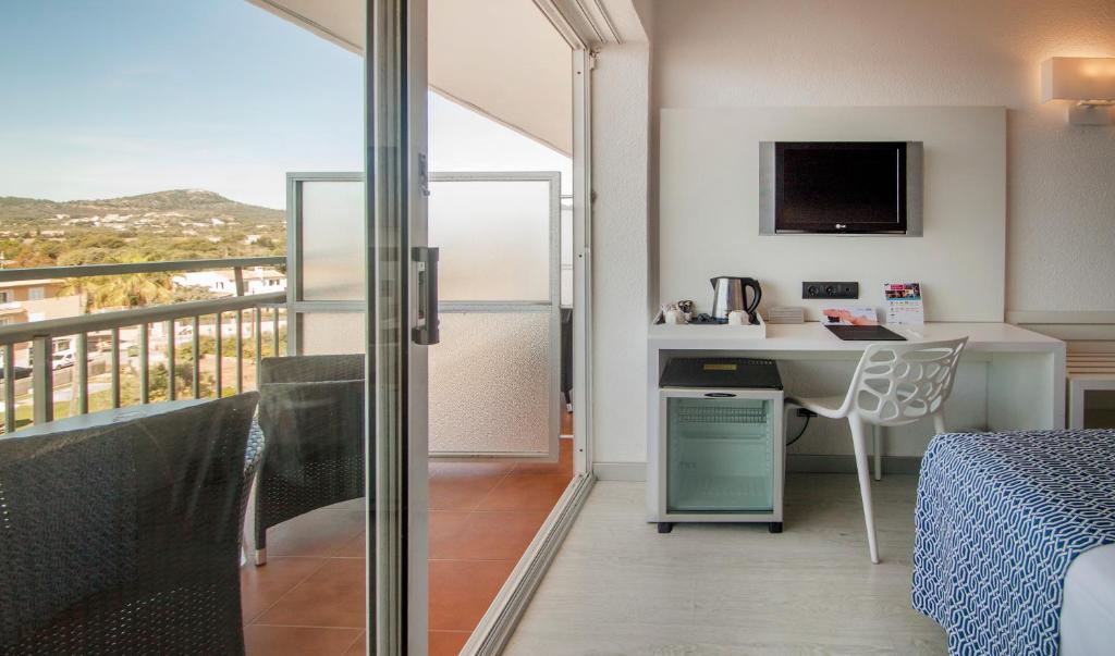 Double or Twin Sea View