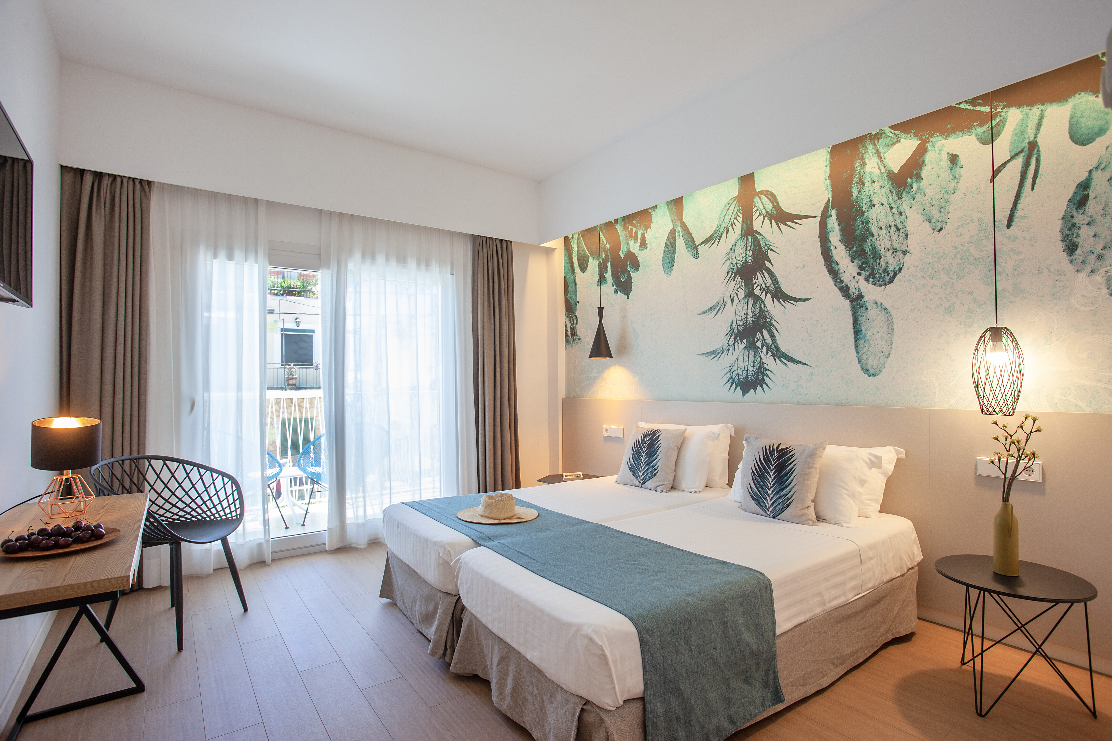 Double or Twin Standard