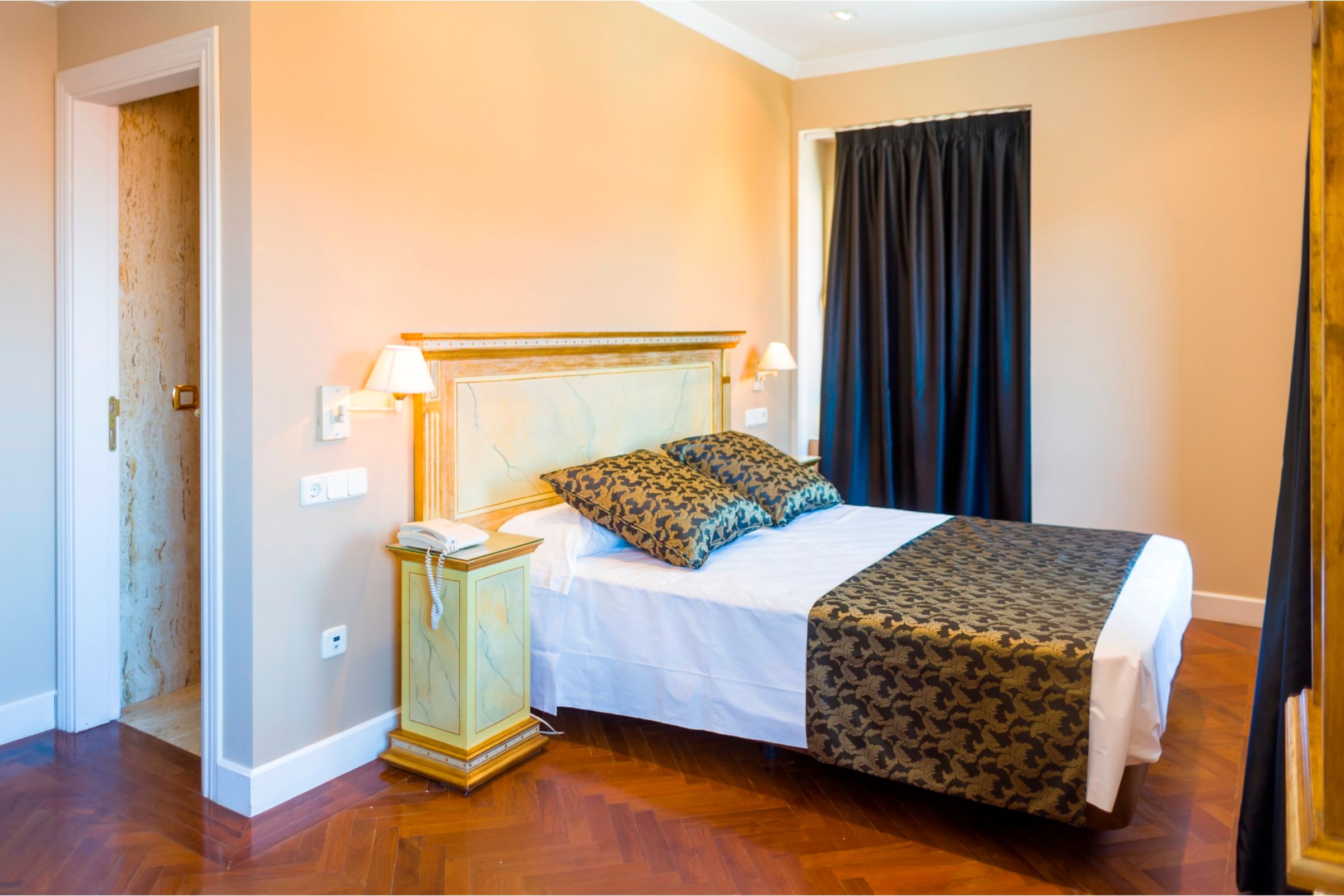 Double or Twin Standard