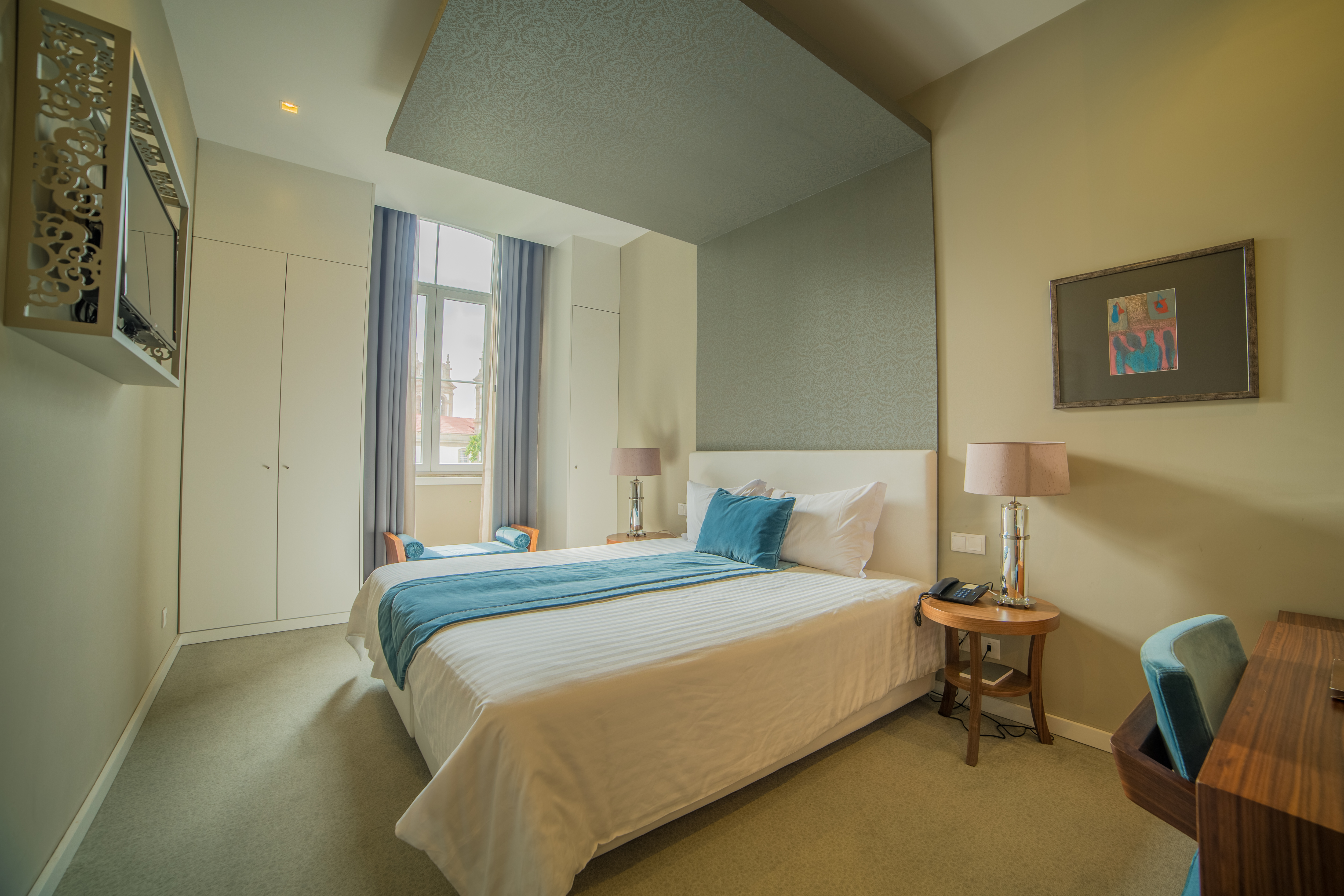 Double or Twin Standard