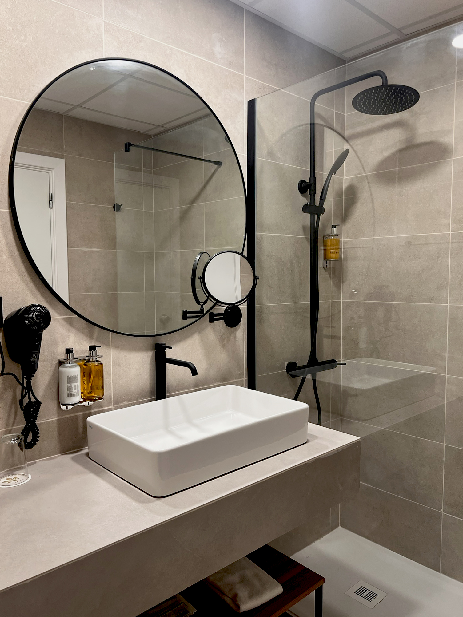 Double or Twin Standard