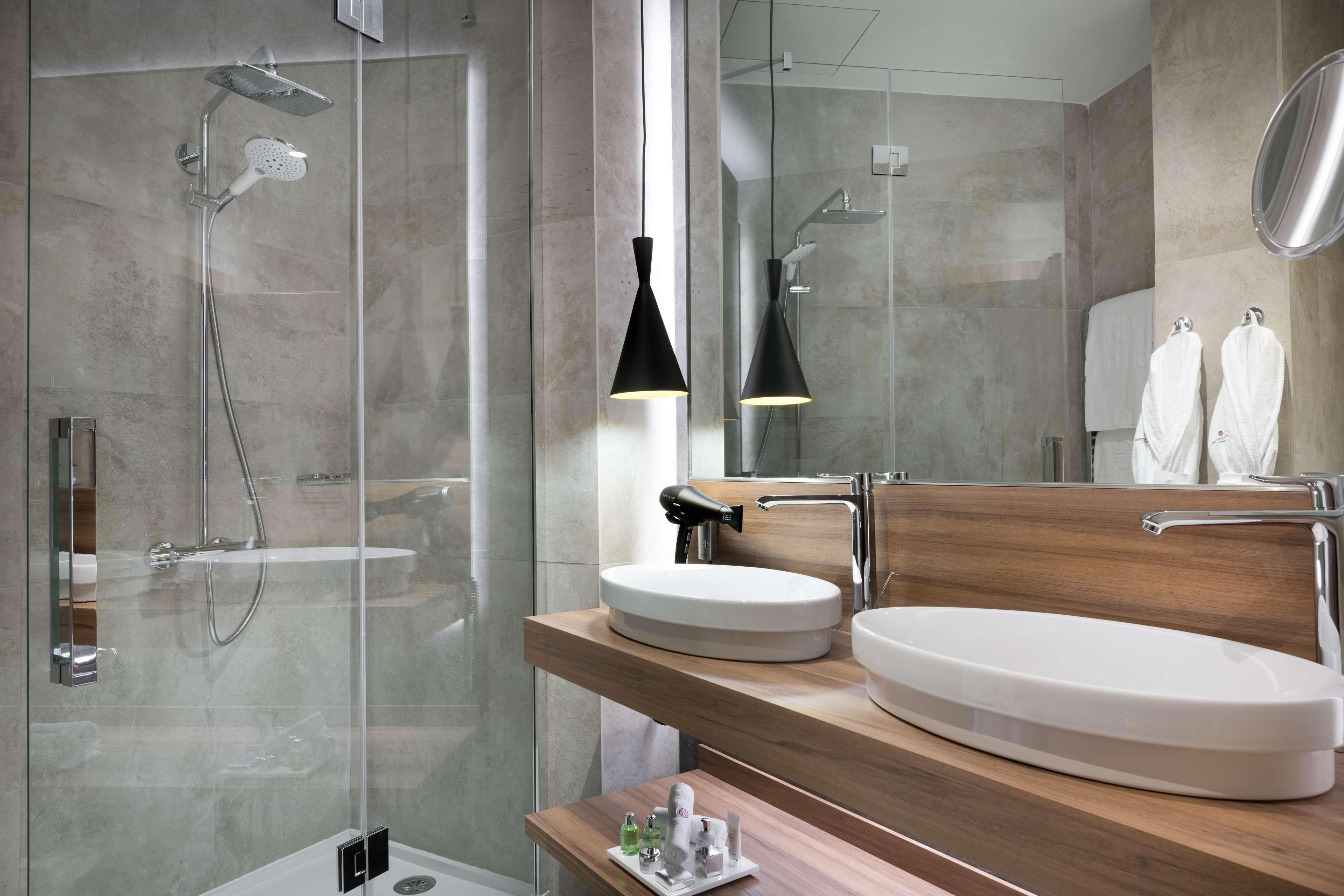 Junior Suite with Views