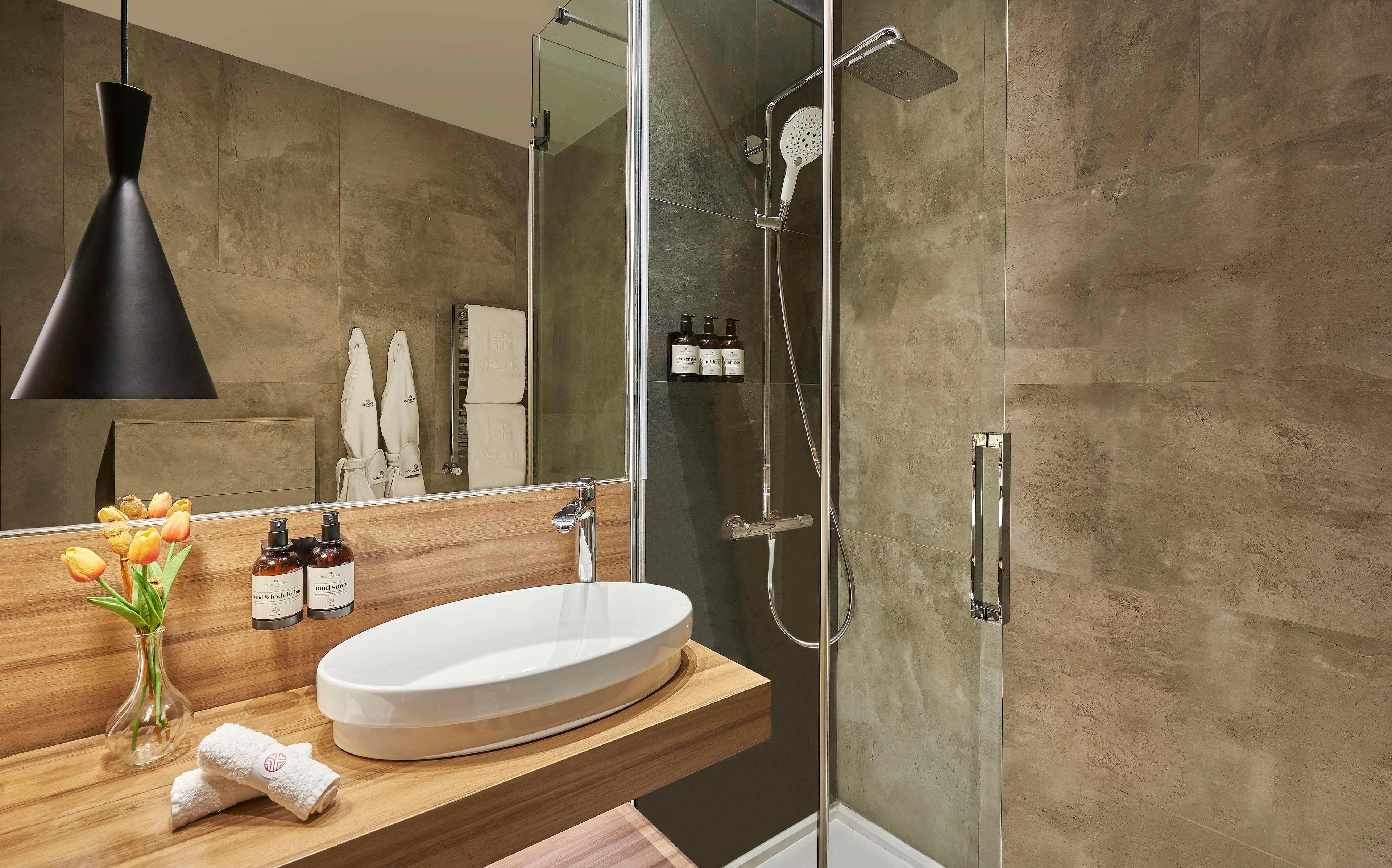 Double Single Superior